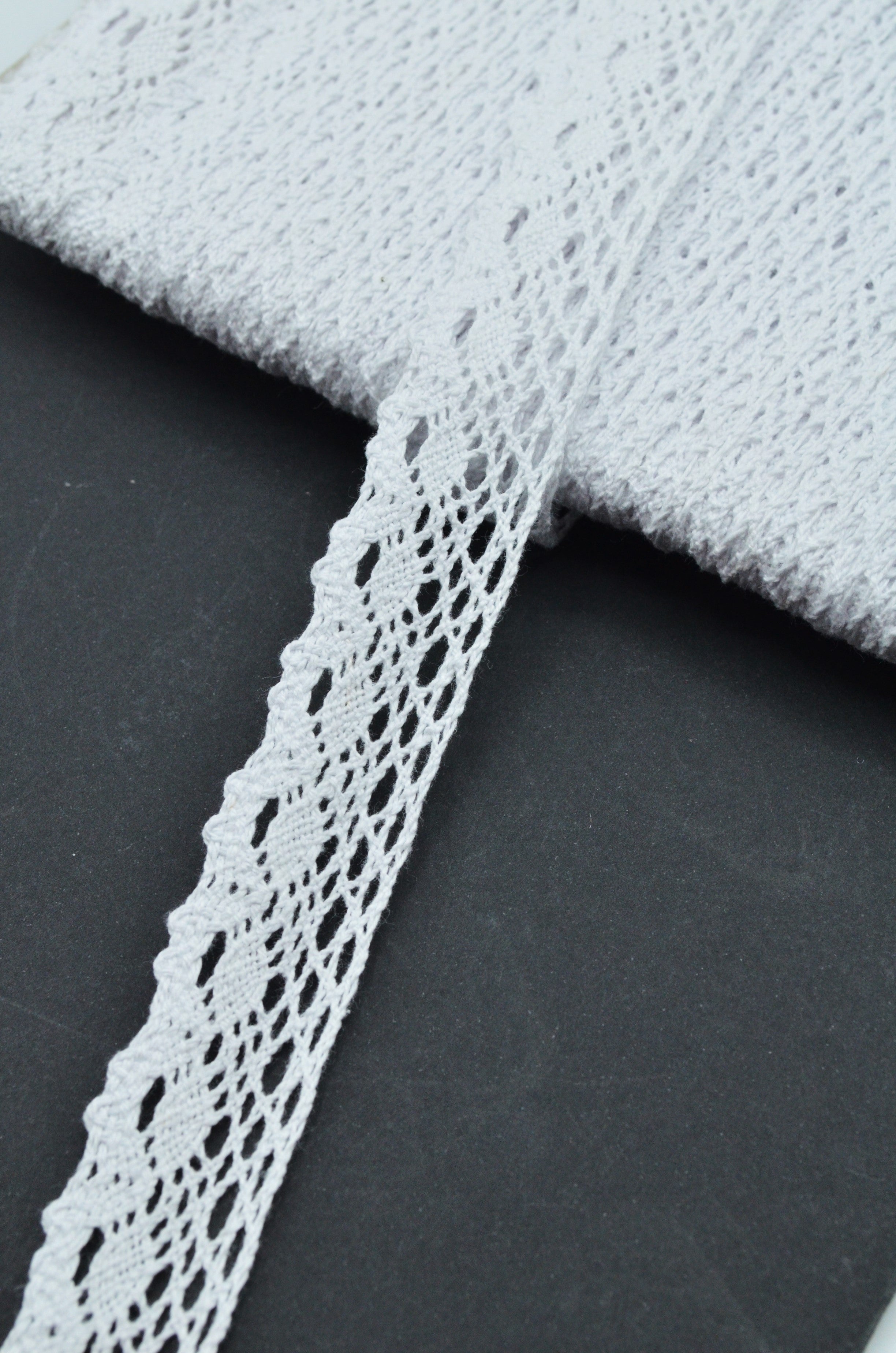 Dantela De Bumbac 35mm, Alb