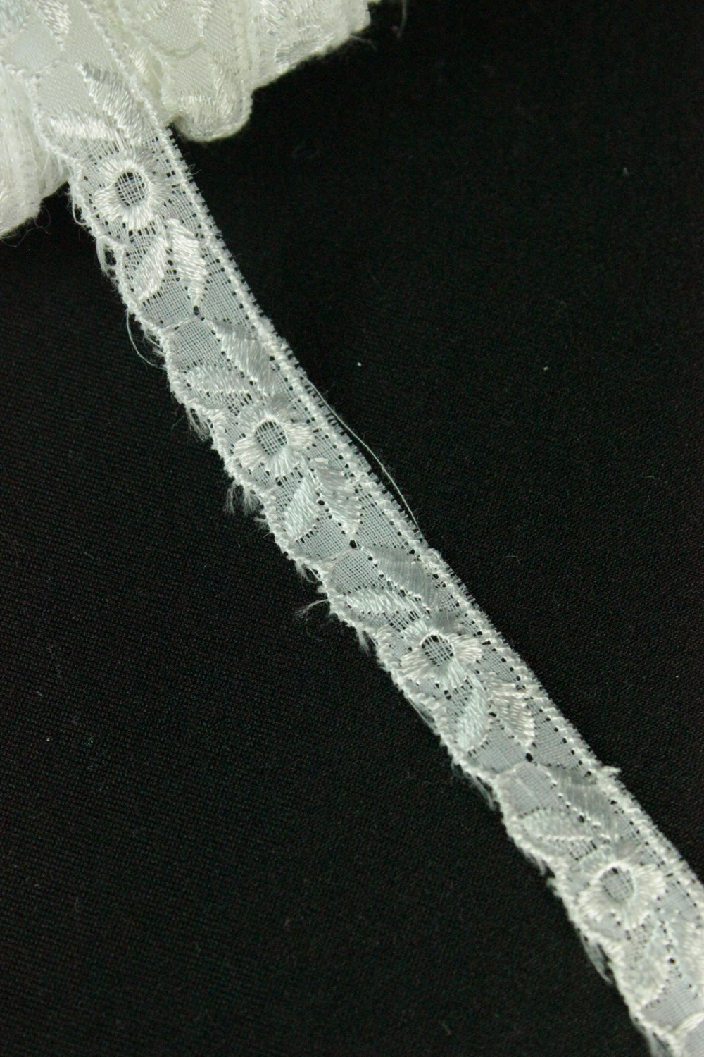 Dantela De Bumbac 11mm, Alb