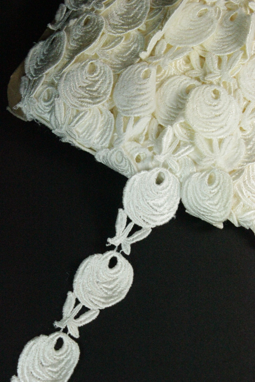 Dantela De Bumbac 30mm, Crem