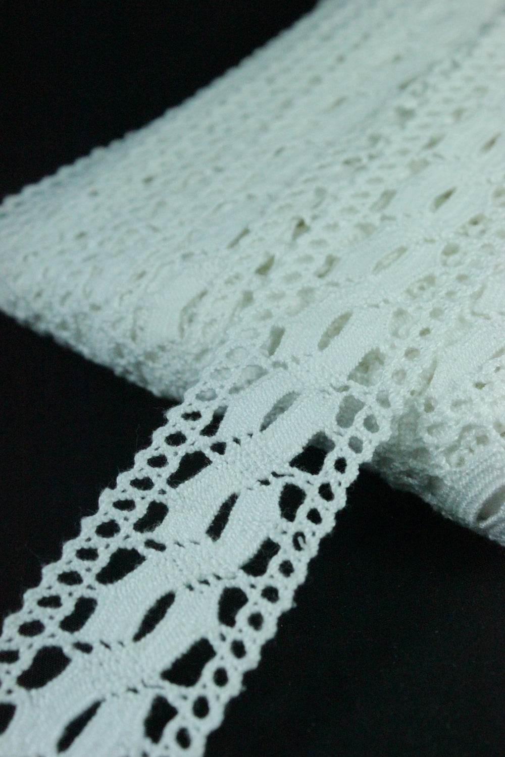 Dantela De Bumbac 35mm, Ivoire