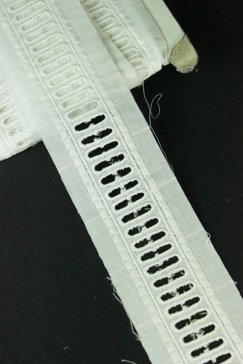 Dantela De Bumbac 45mm, Ivoire