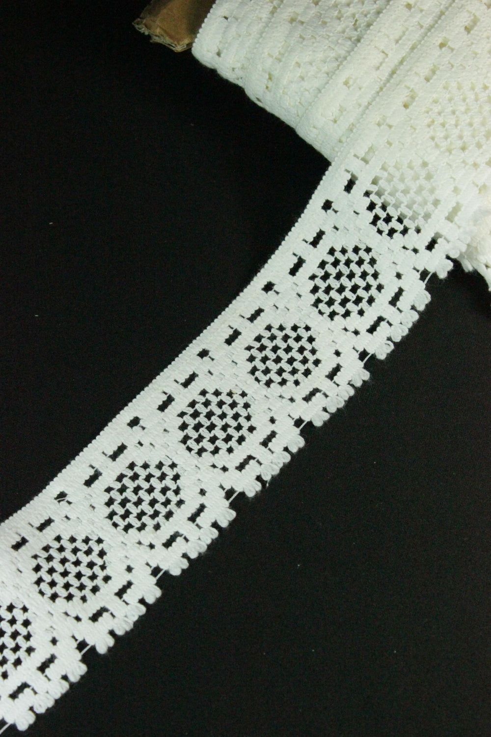 Dantela De Bumbac 50mm, Alb