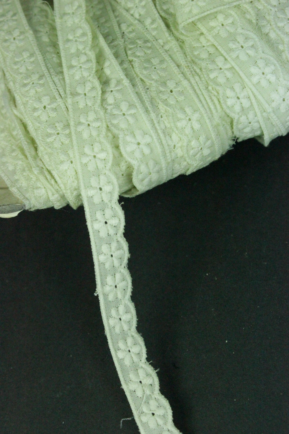 Dantela De Bumbac Crem, 11mm