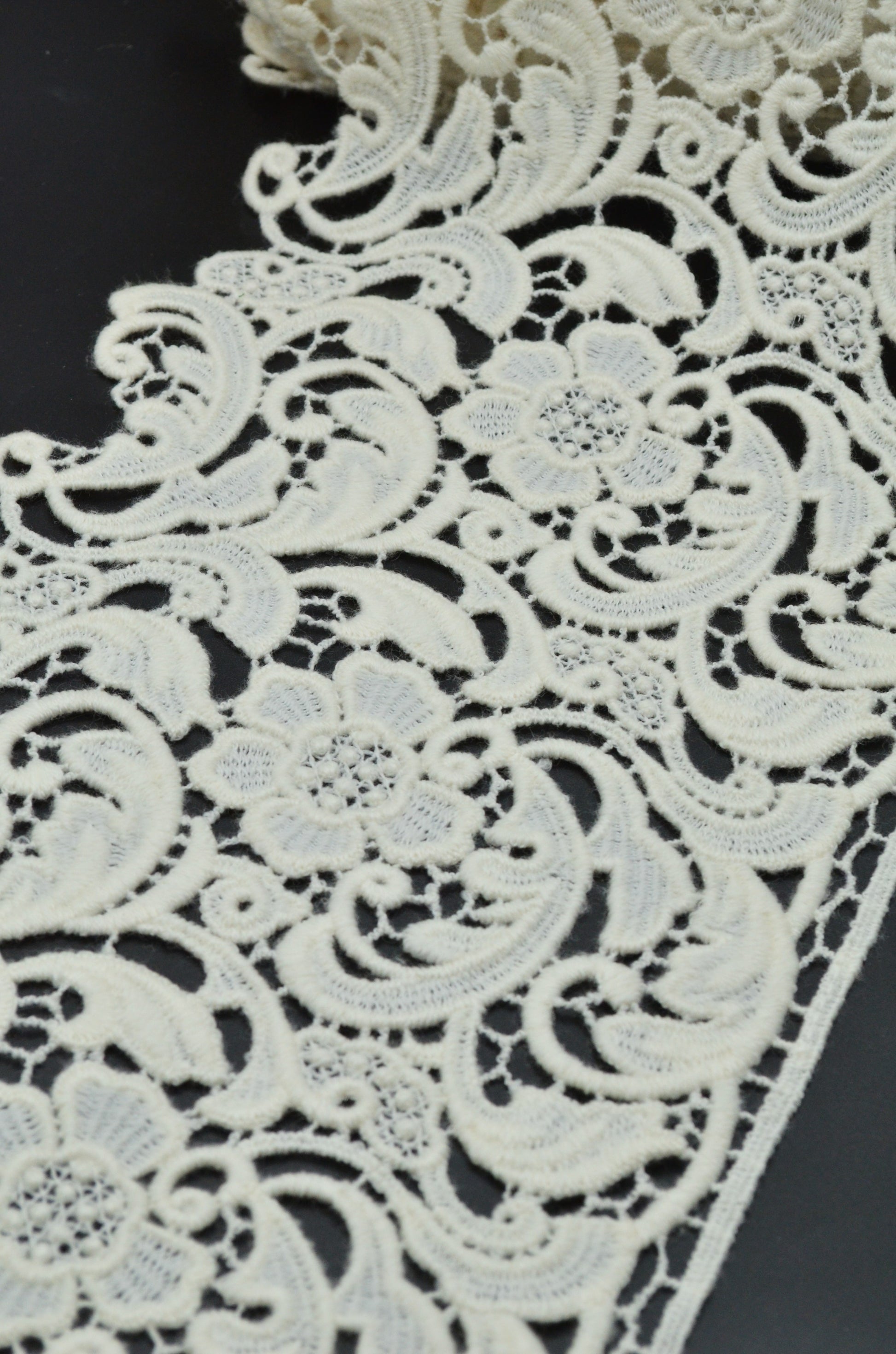 Dantela Sparta Din Lana 20cm, Ivoire