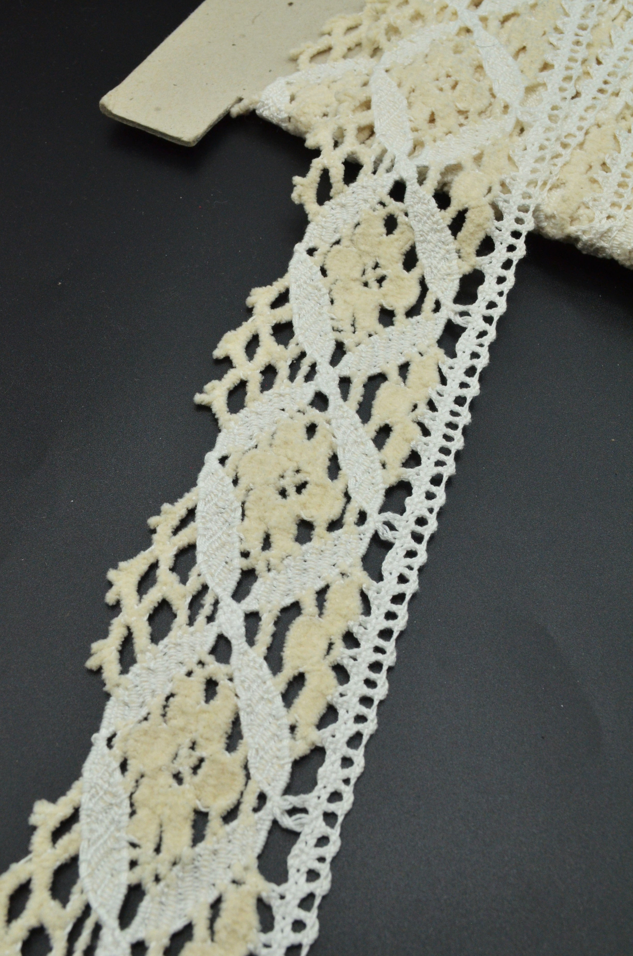 Dantela De Bumbac, 65mm