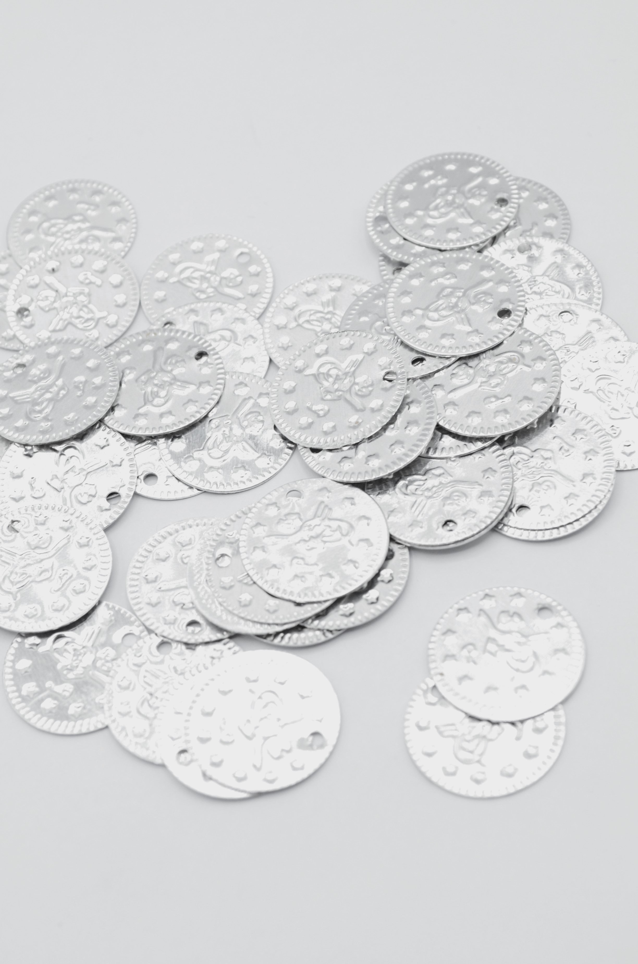 Banuti Metalici Argintii, 19mm (20gr/Pachet)