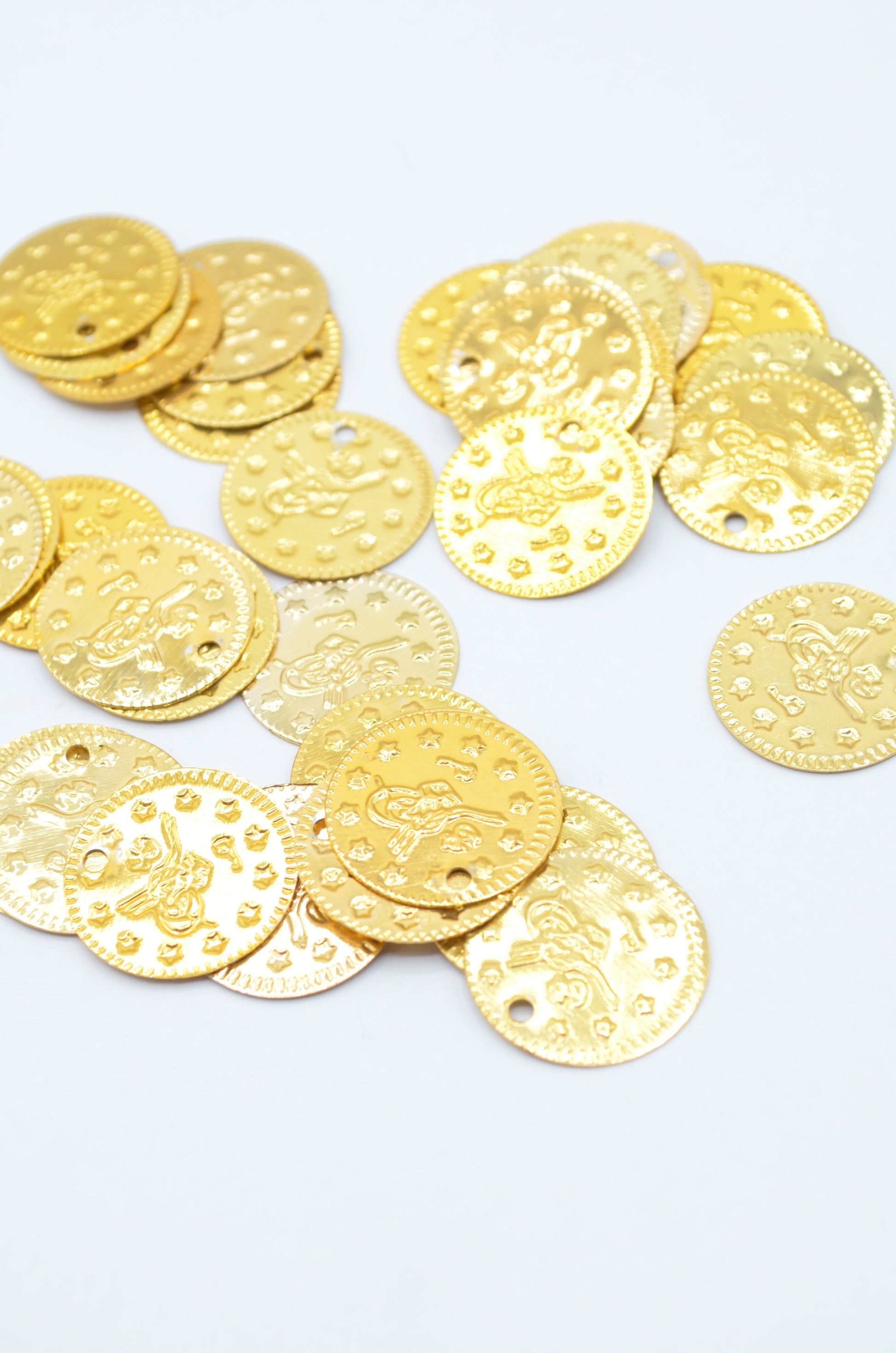 Banuti Metalici Aurii, 19mm (20gr/Pachet)