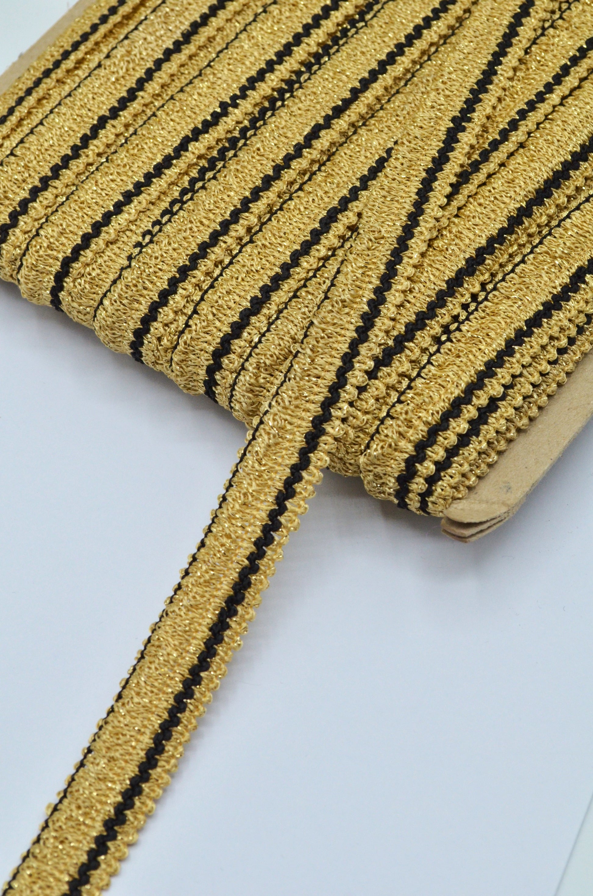 Pasmanterie Cu Fir Lurex 20mm