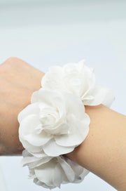 Bratara Pe Elastic Cu Flori