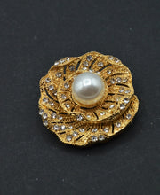 Brosa Cu Pietre Si Perle 3.60cm - Auriu