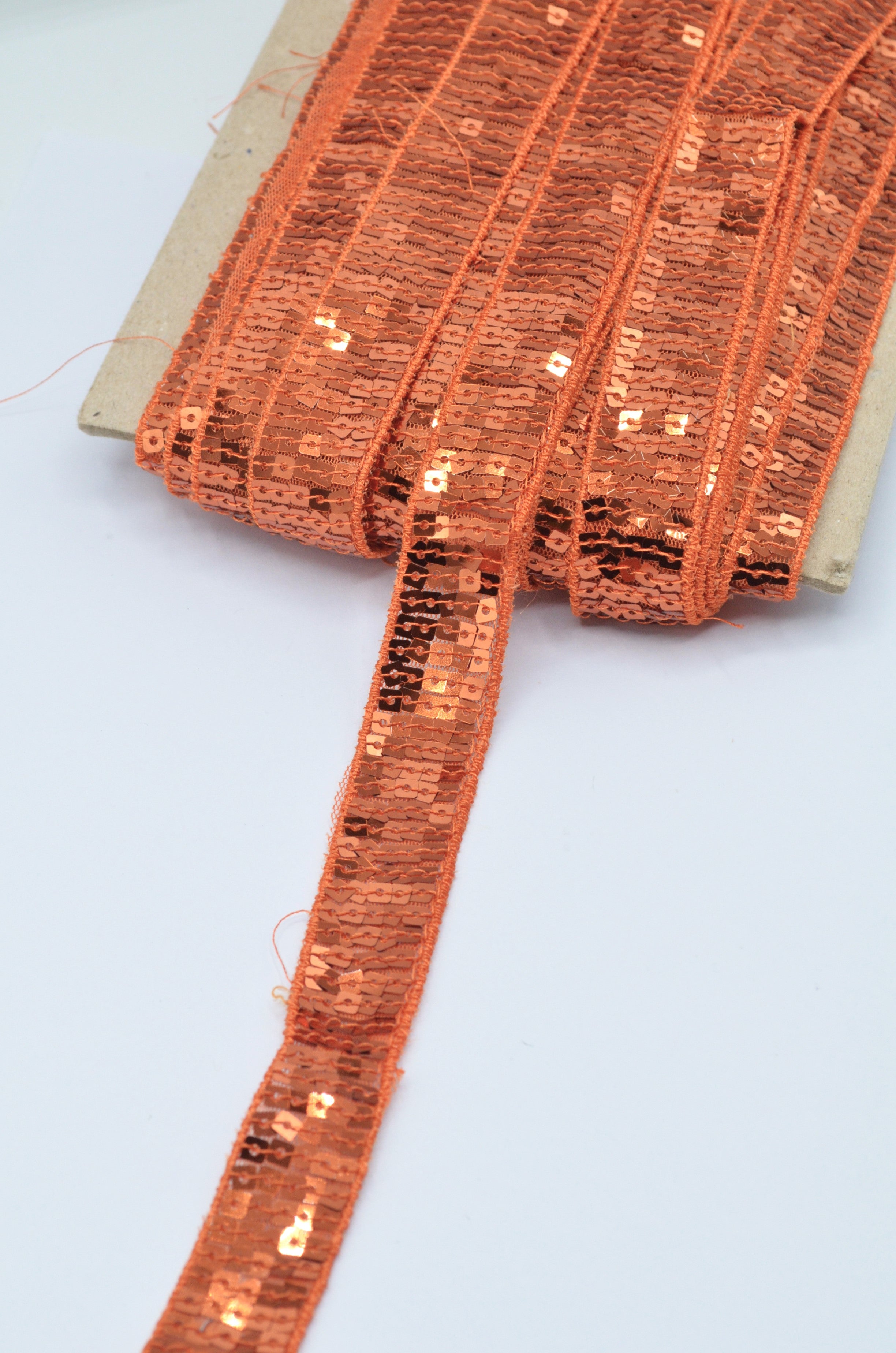 Pasmanterie Cu Paiete 22mm, Coniac