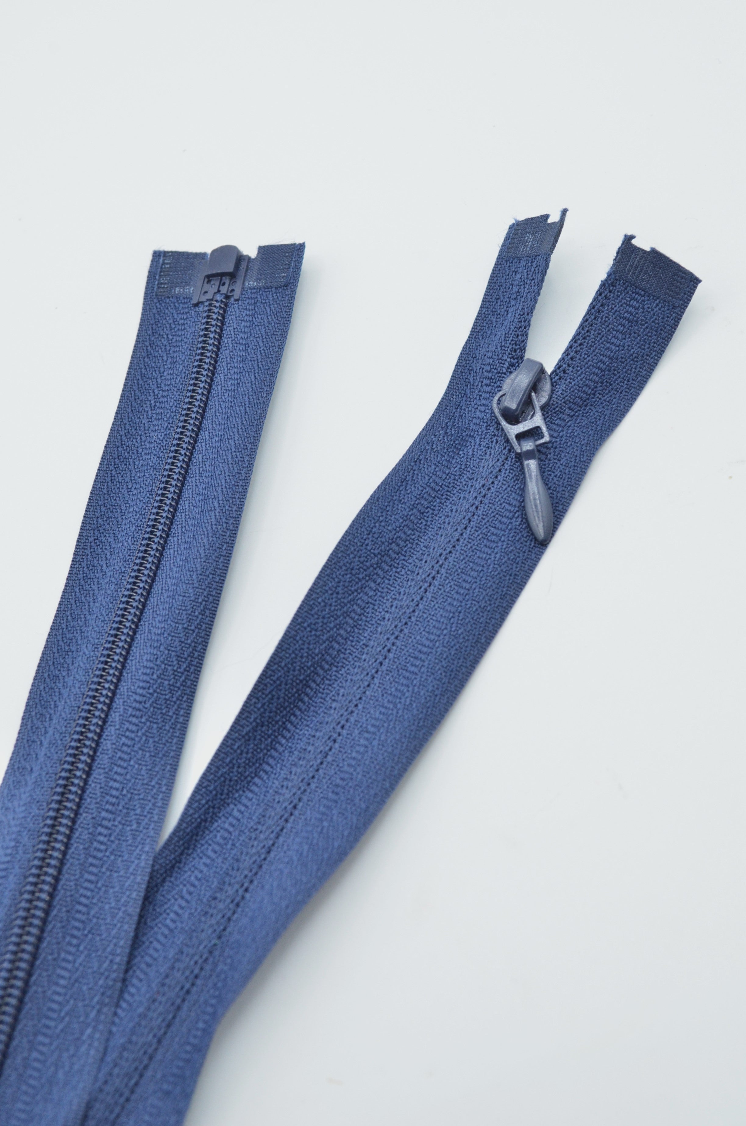 Fermoar Ascuns Pe Panza Detasabil, 60cm, Bleumarin