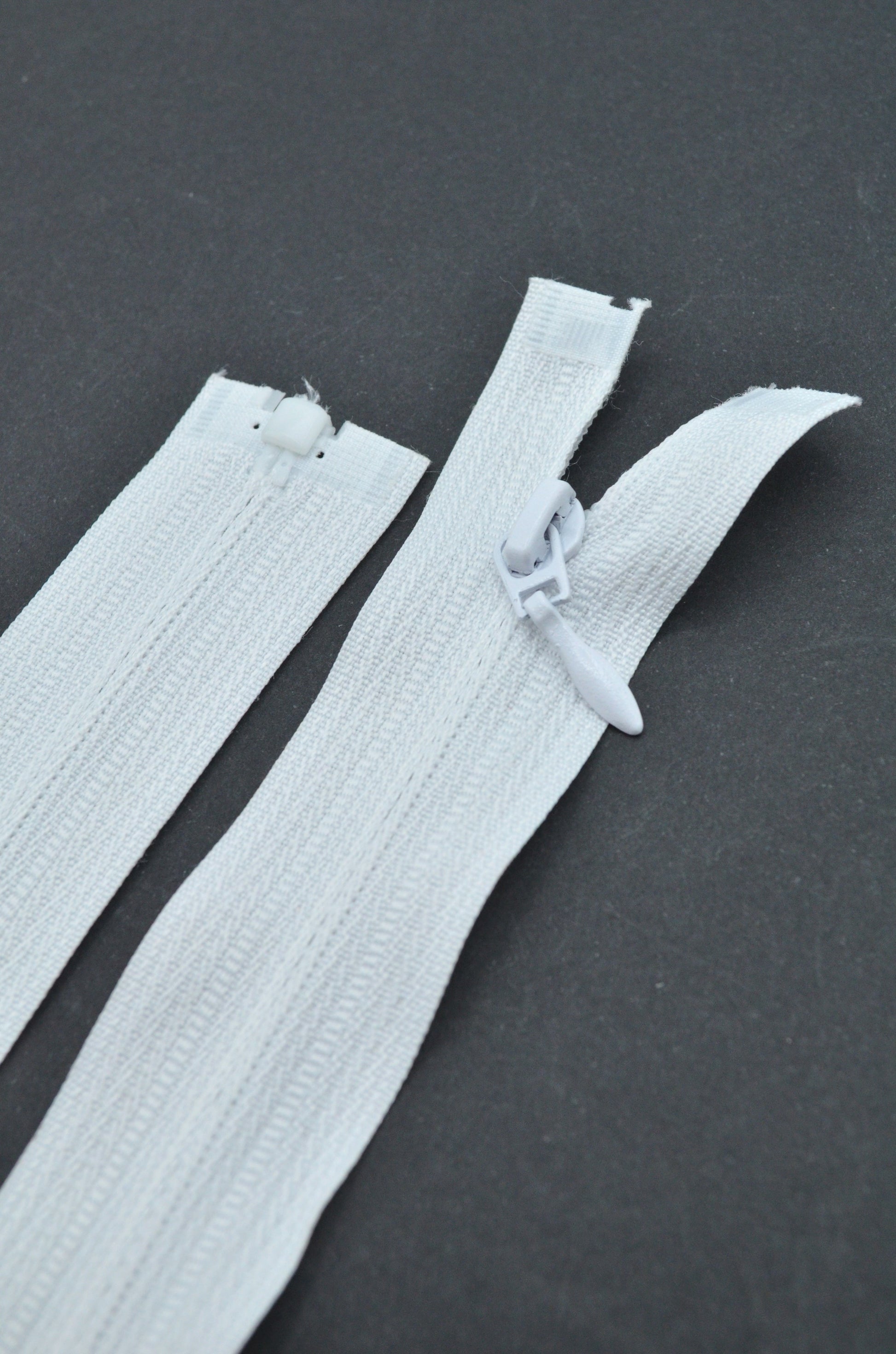 Fermoar Ascuns Pe Panza Detasabil, 60cm, Alb