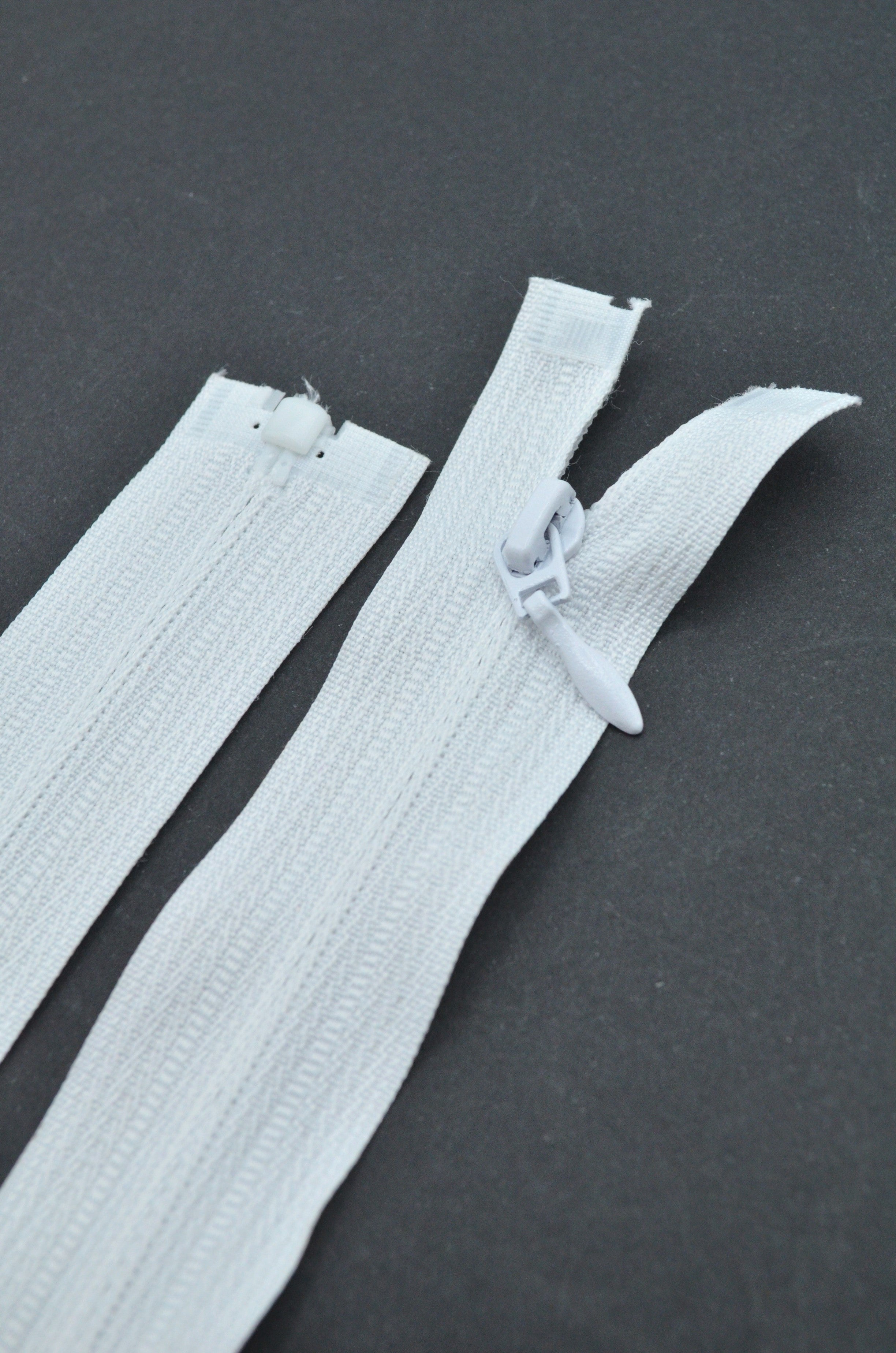 Fermoar Ascuns Pe Panza Detasabil, 60cm, Alb