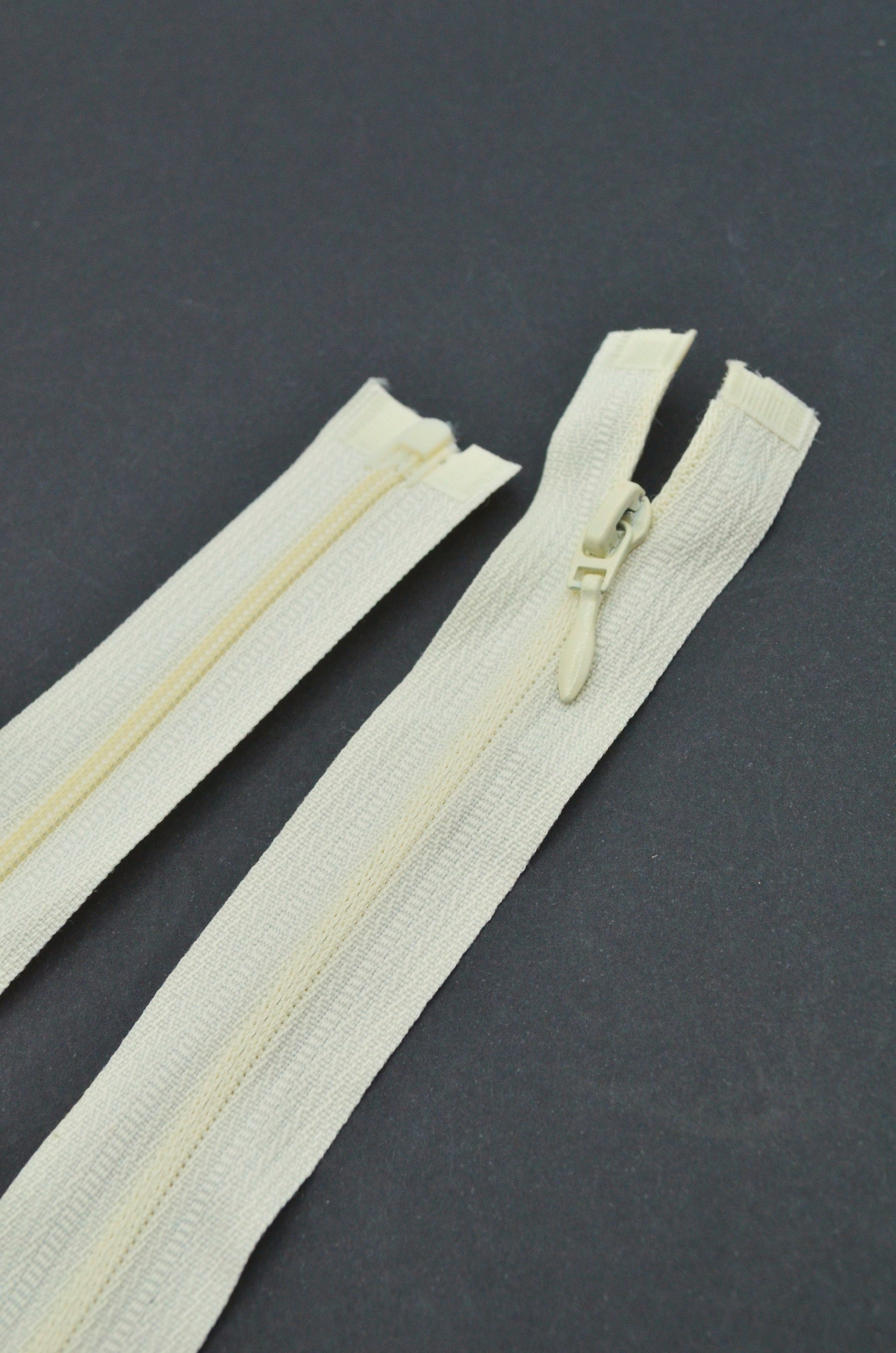 Fermoar Ascuns Pe Panza Detasabil, 60cm, Crem Unt