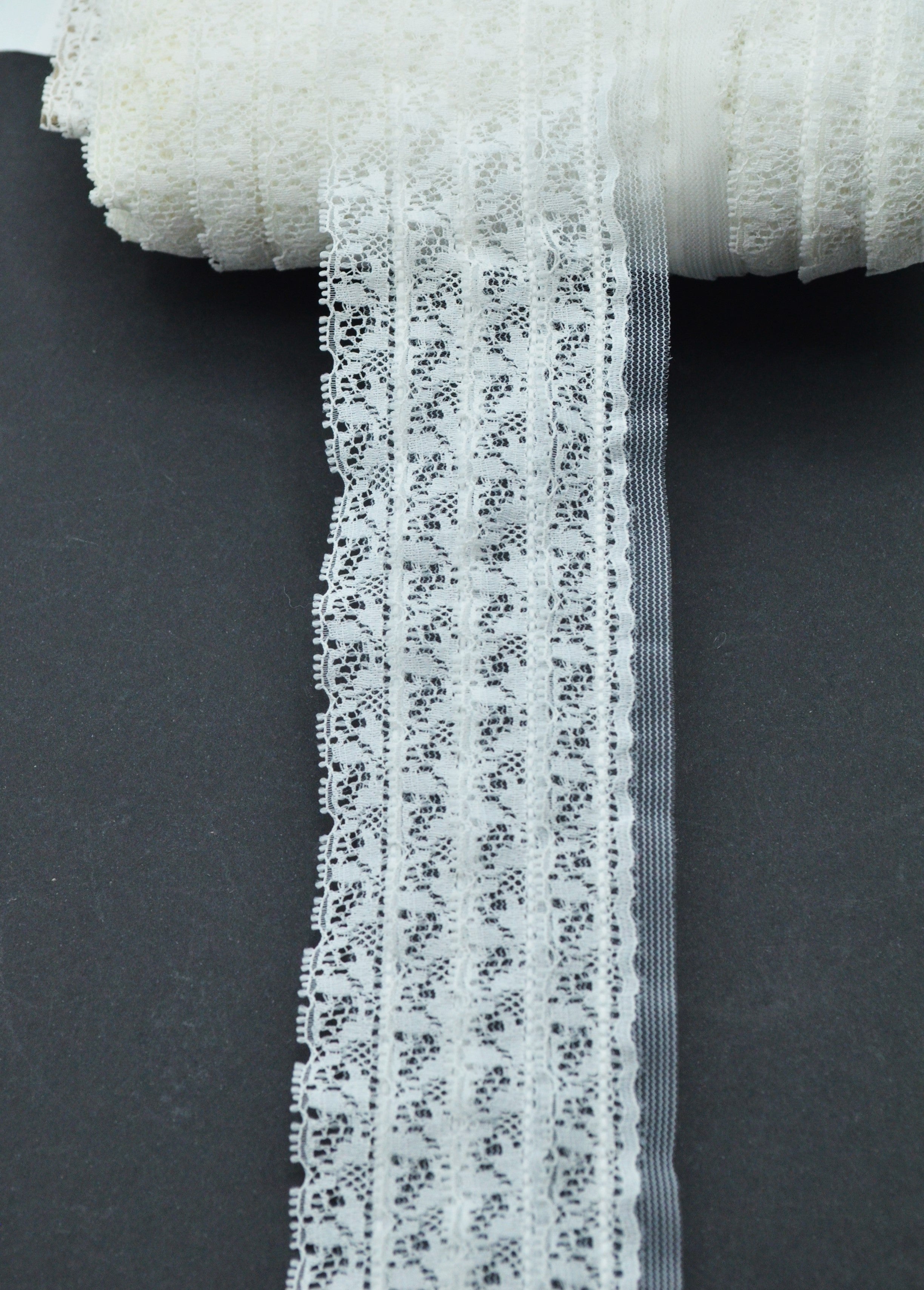Pasmanterie Cu Dantela 5.50cm, Ivoire