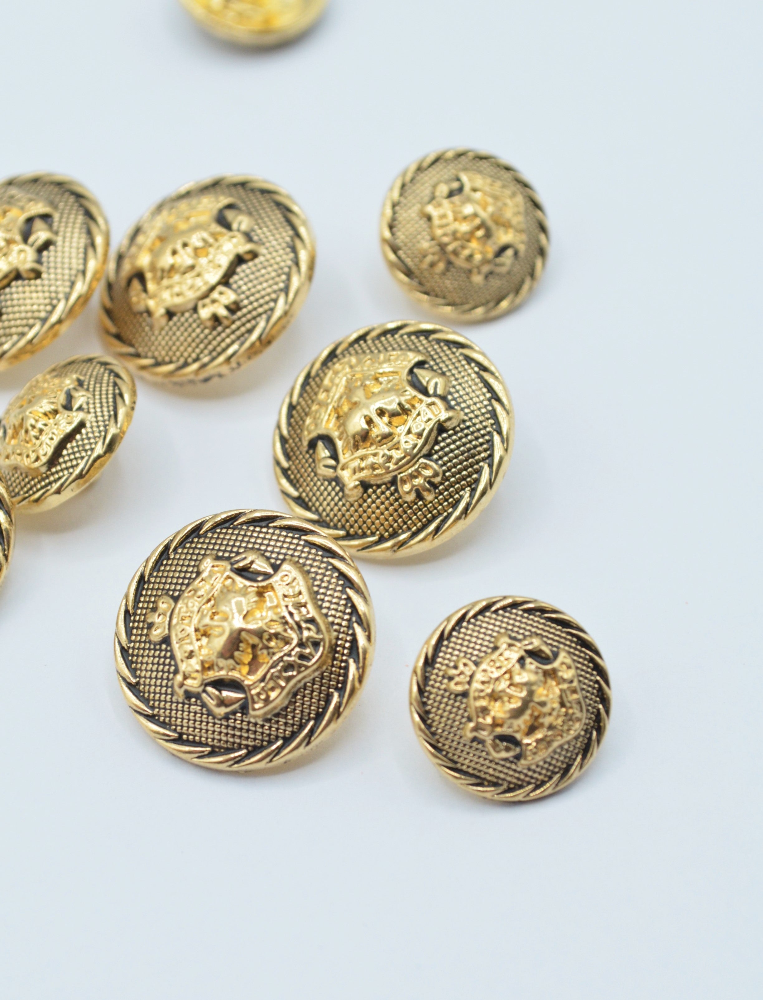 Nasturi Metalici Aurii