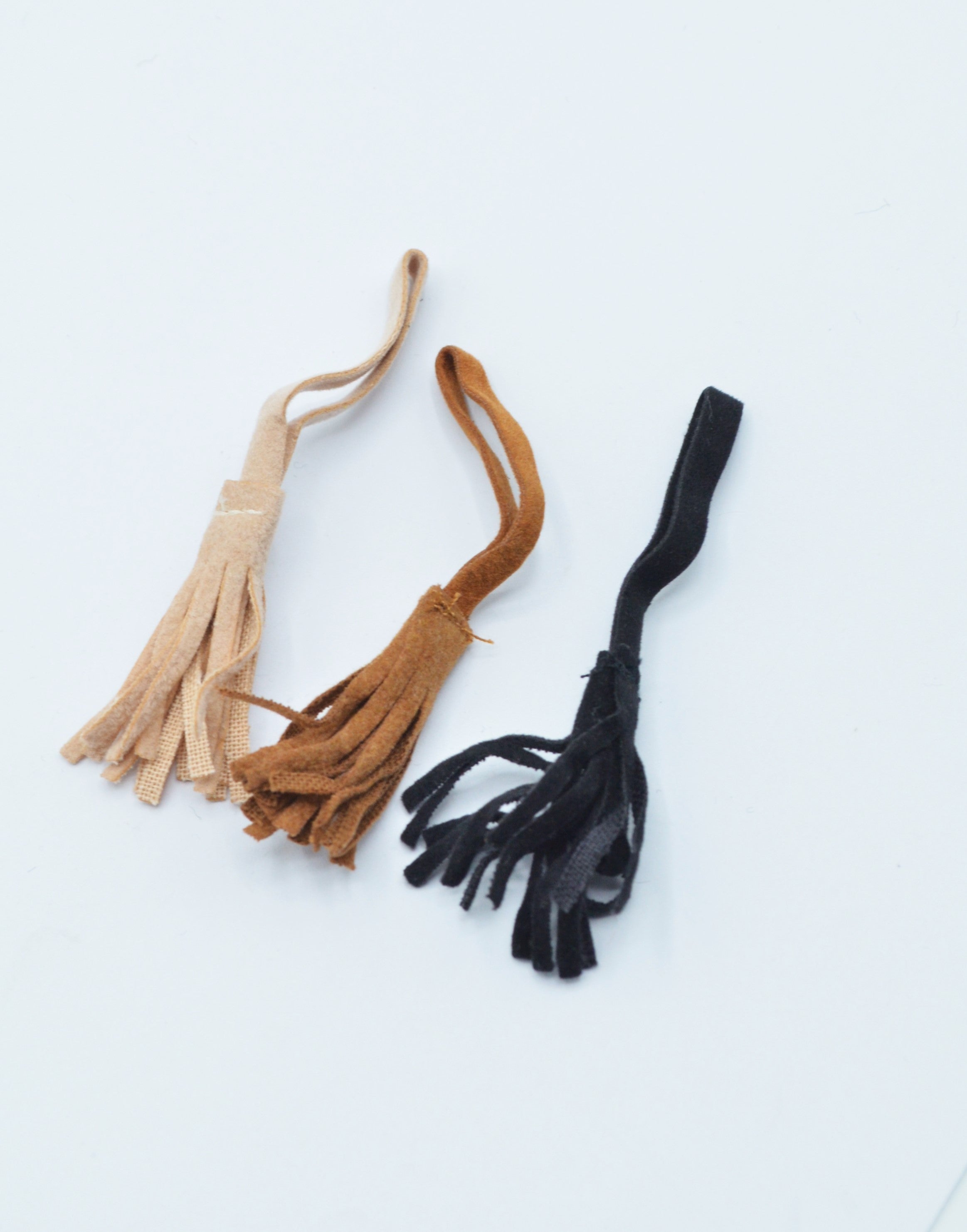 Ciucuri Din Imitatie De Piele Intoarsa 4cm