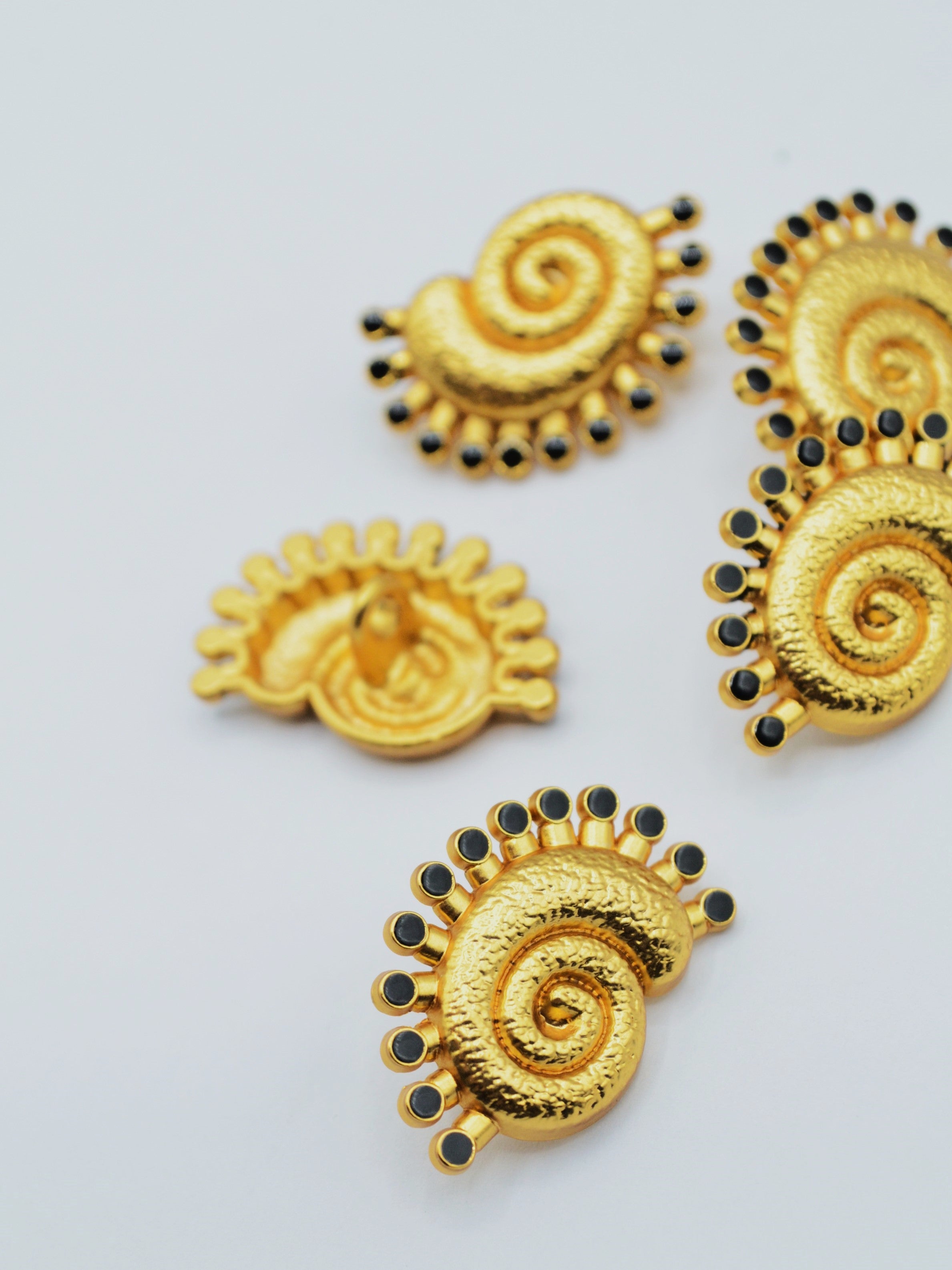 Nasturi Metalici Aurii 15x22mm