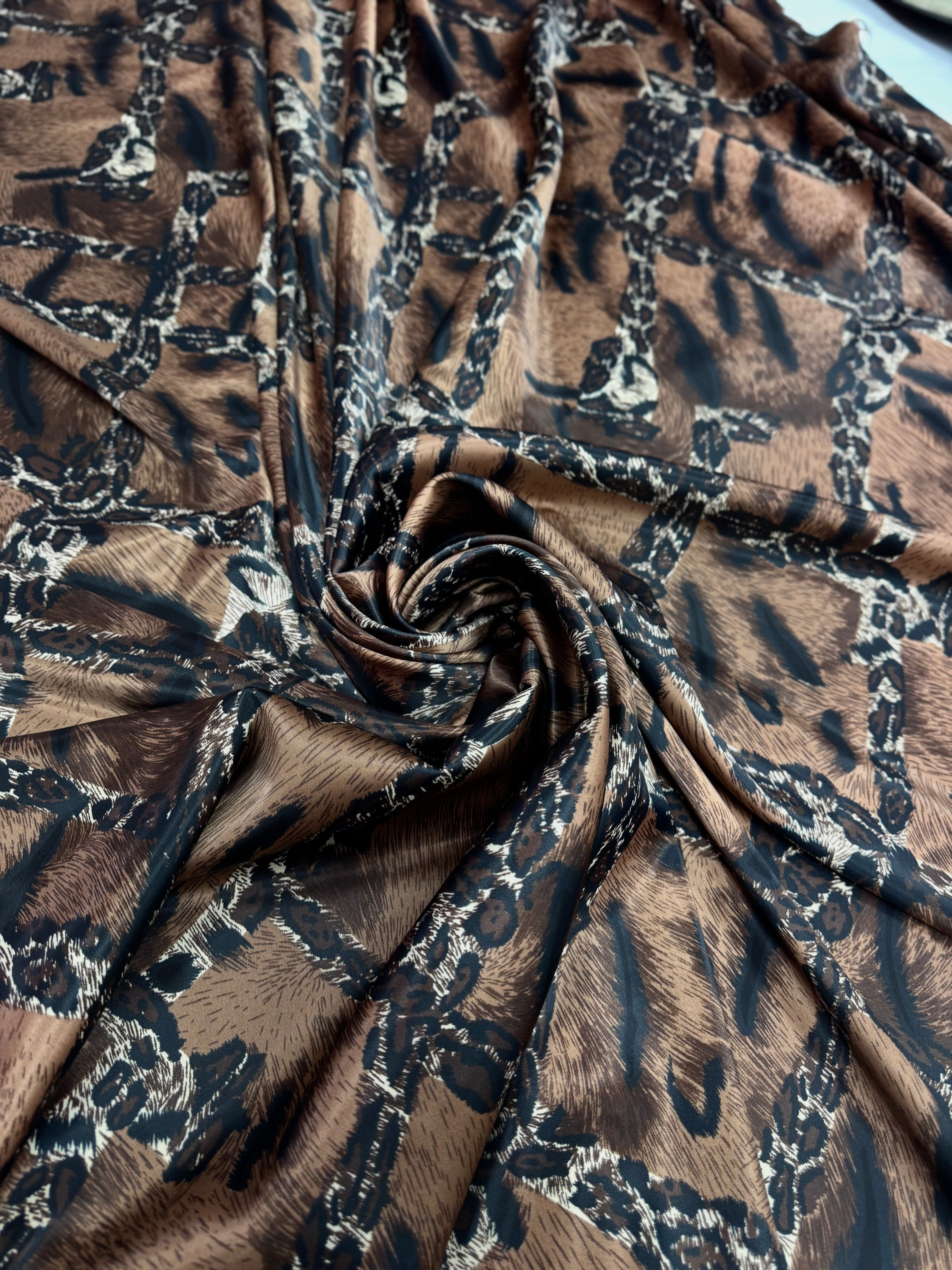 Matase Imprimata Animal Print