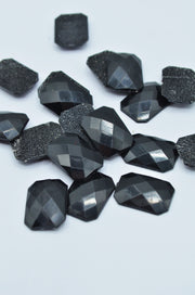 Pietre de plastic 13x18mm- Negru - (9.50gr/20buc)