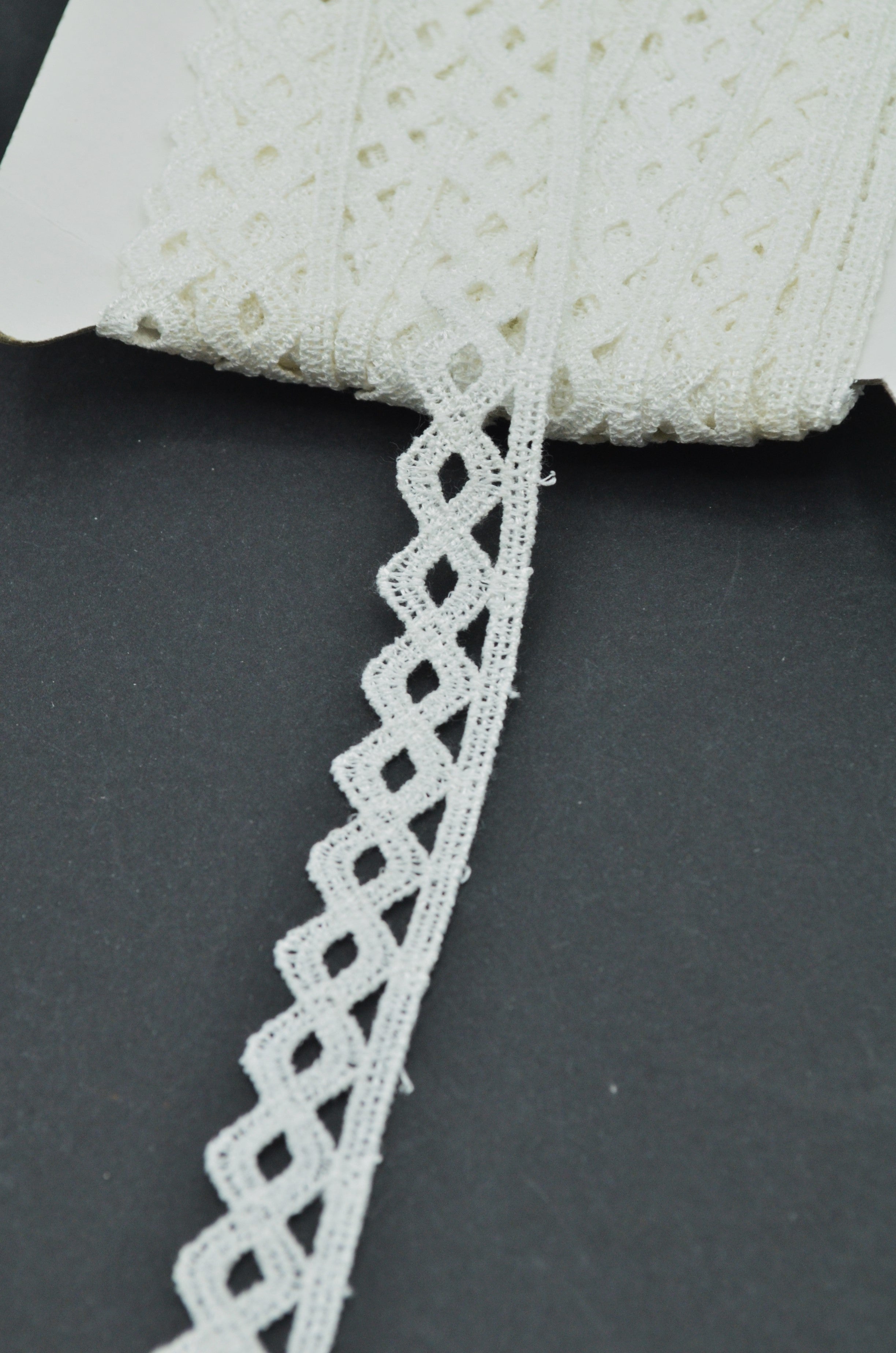 Dantela Fina 17mm, Ivoire