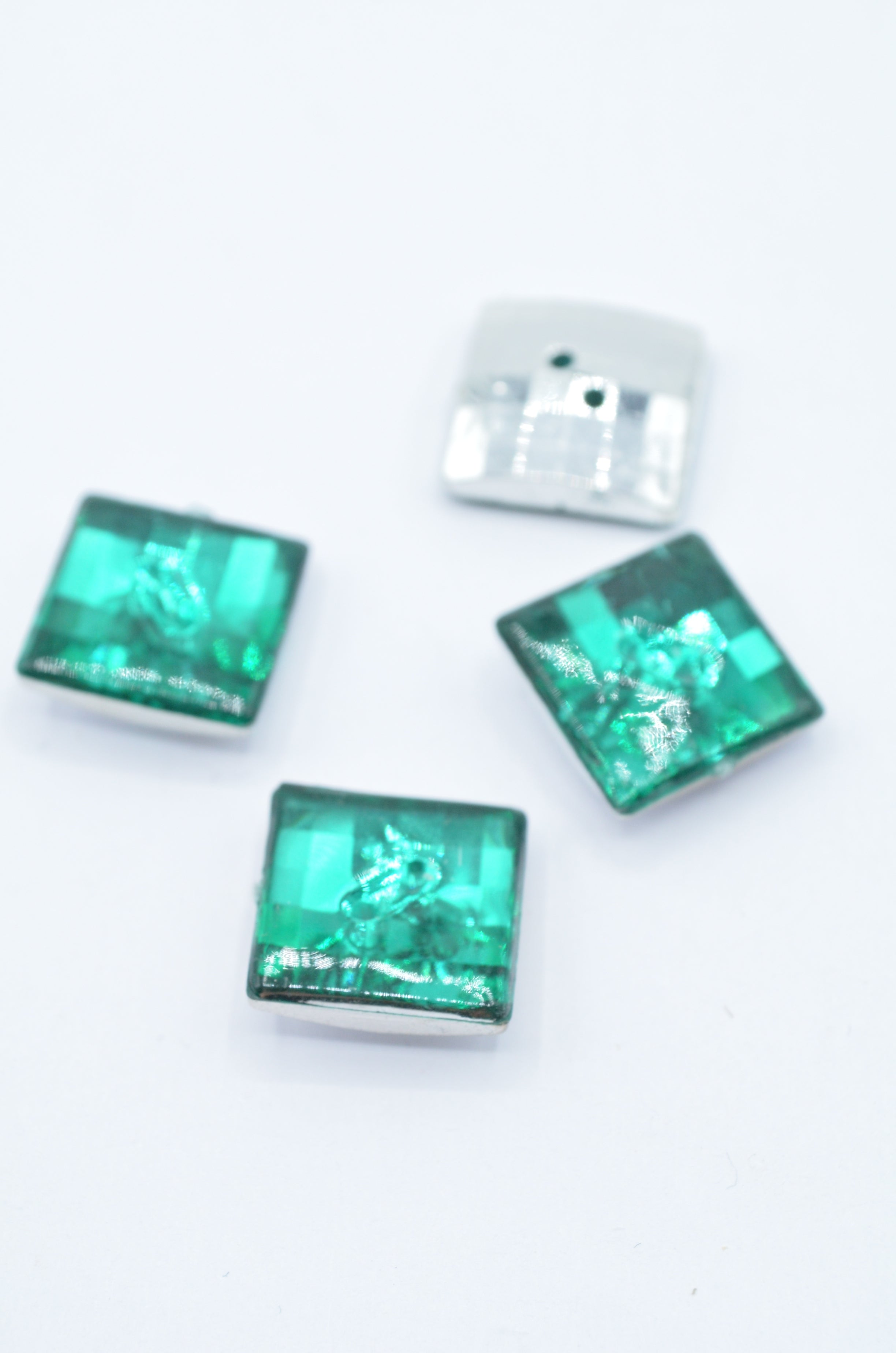 Nasturi De Plastic 15mm