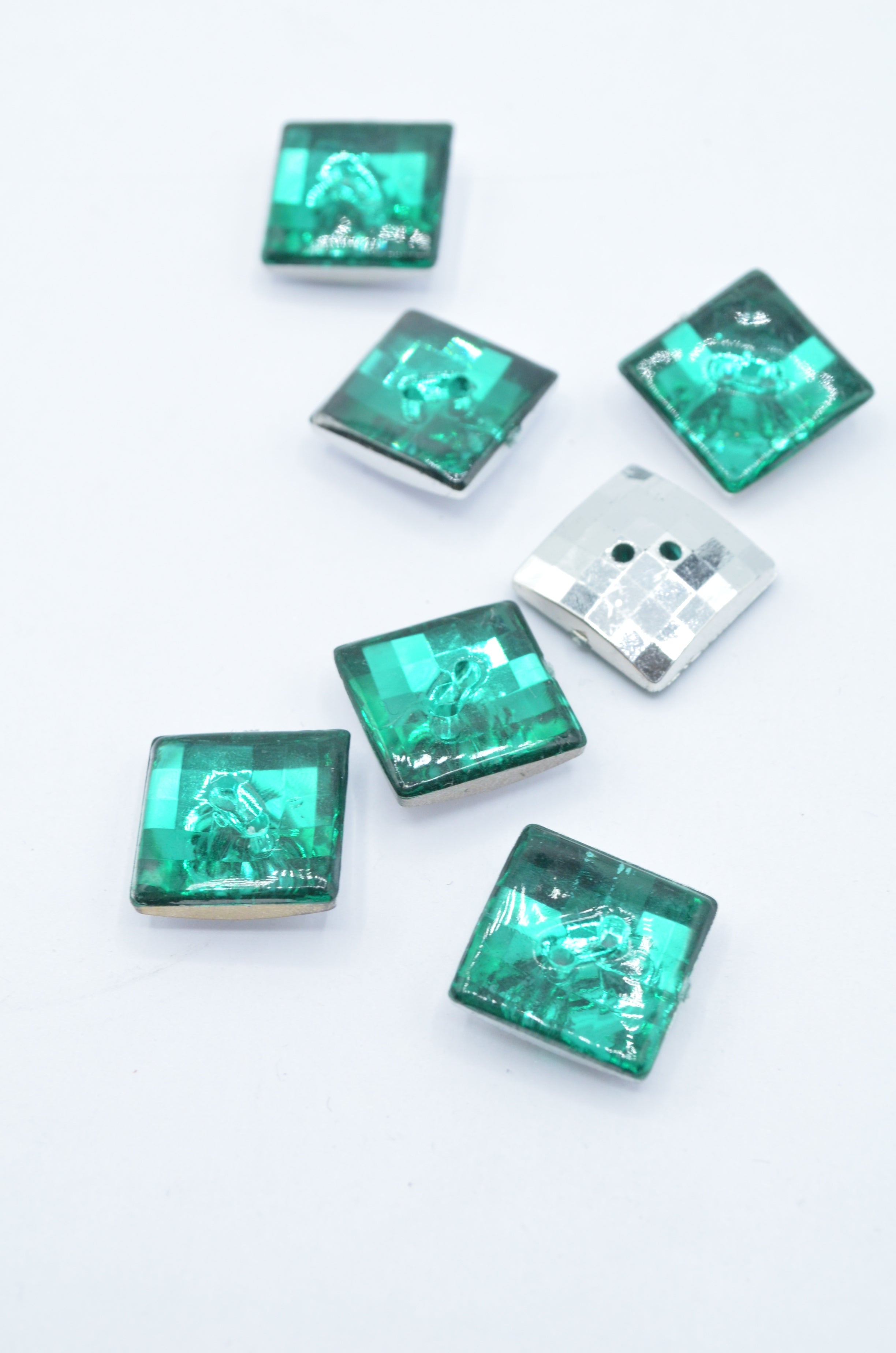 Nasturi De Plastic 15mm
