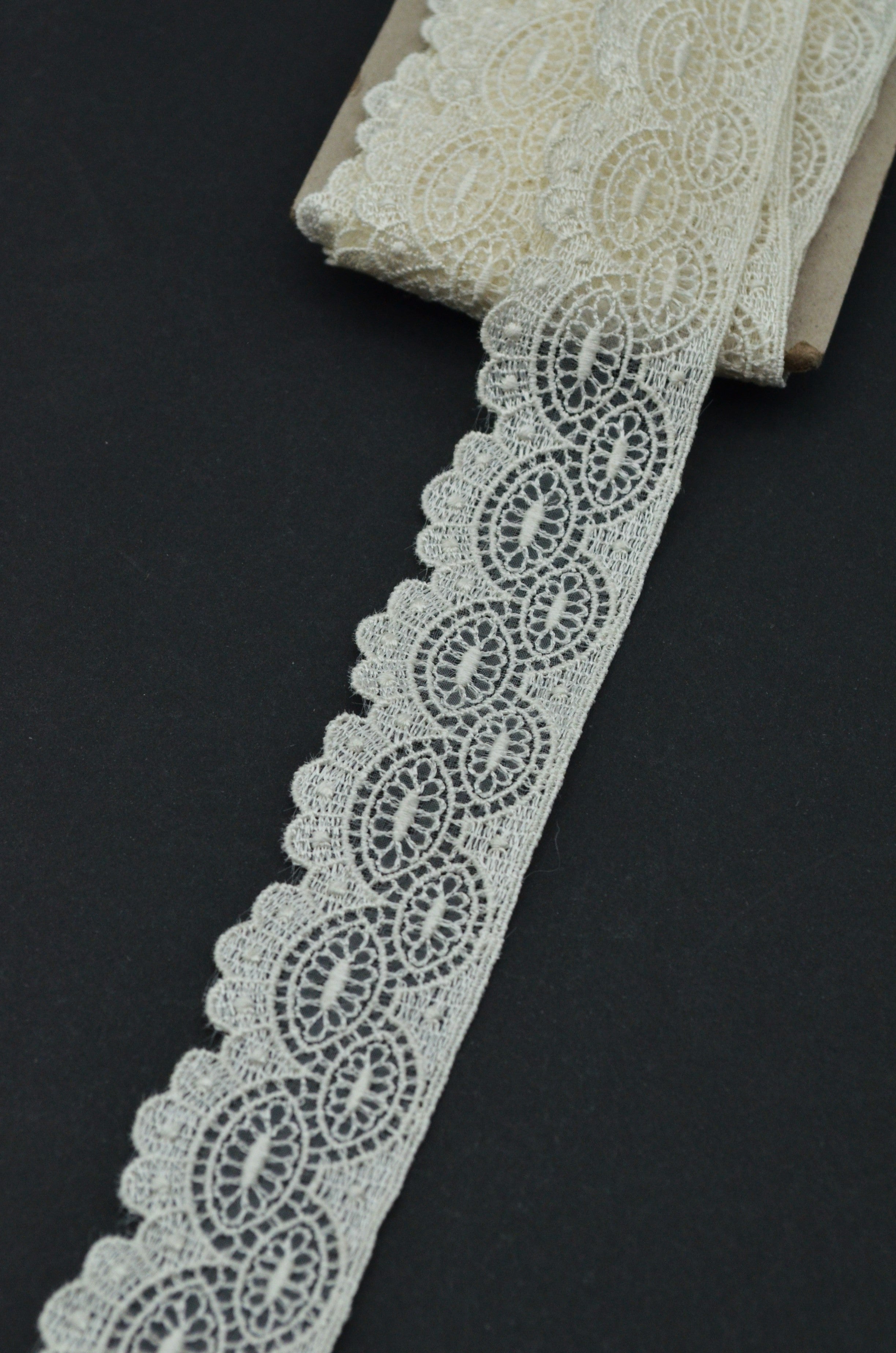 Dantela de bumbac, 33mm, Ivoire