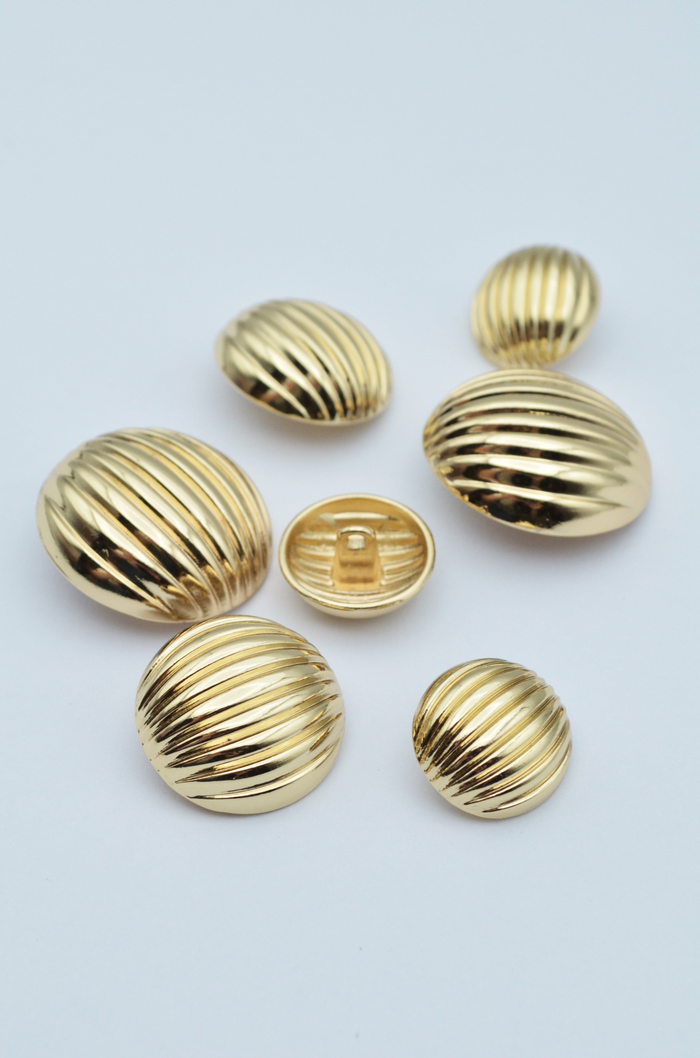 Nasturi Metalici Aurii