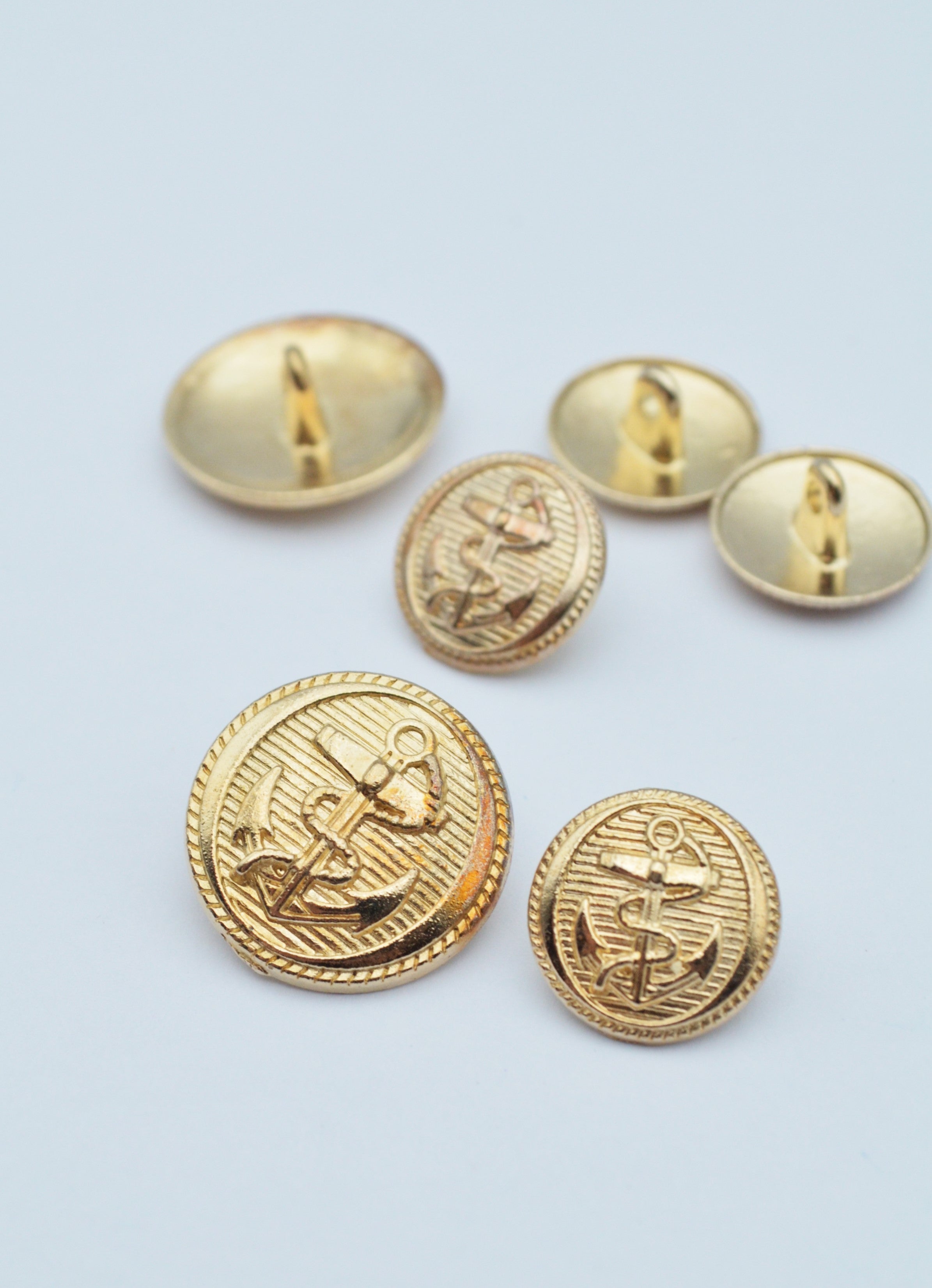 Nasturi Metalici Aurii