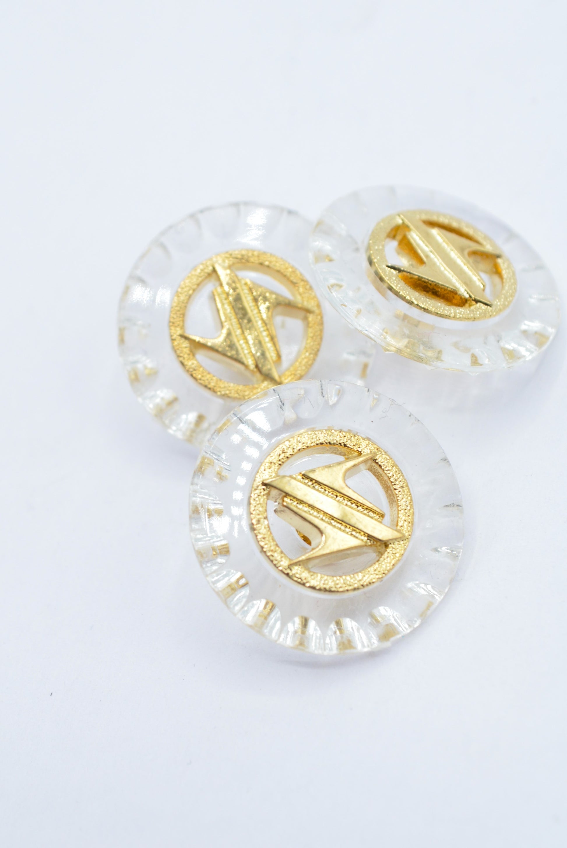 Nasturi De Plastic Transparenti Cu Auriu, 21mm