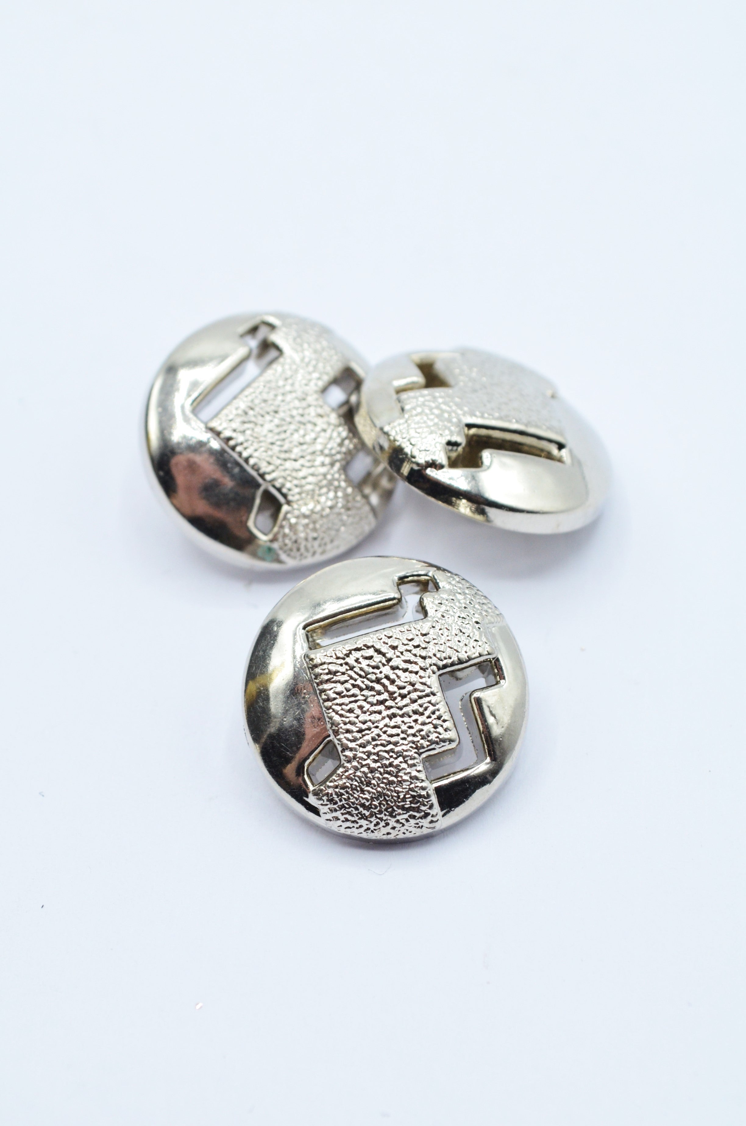Nasturi De Plastic Argintii, 21mm