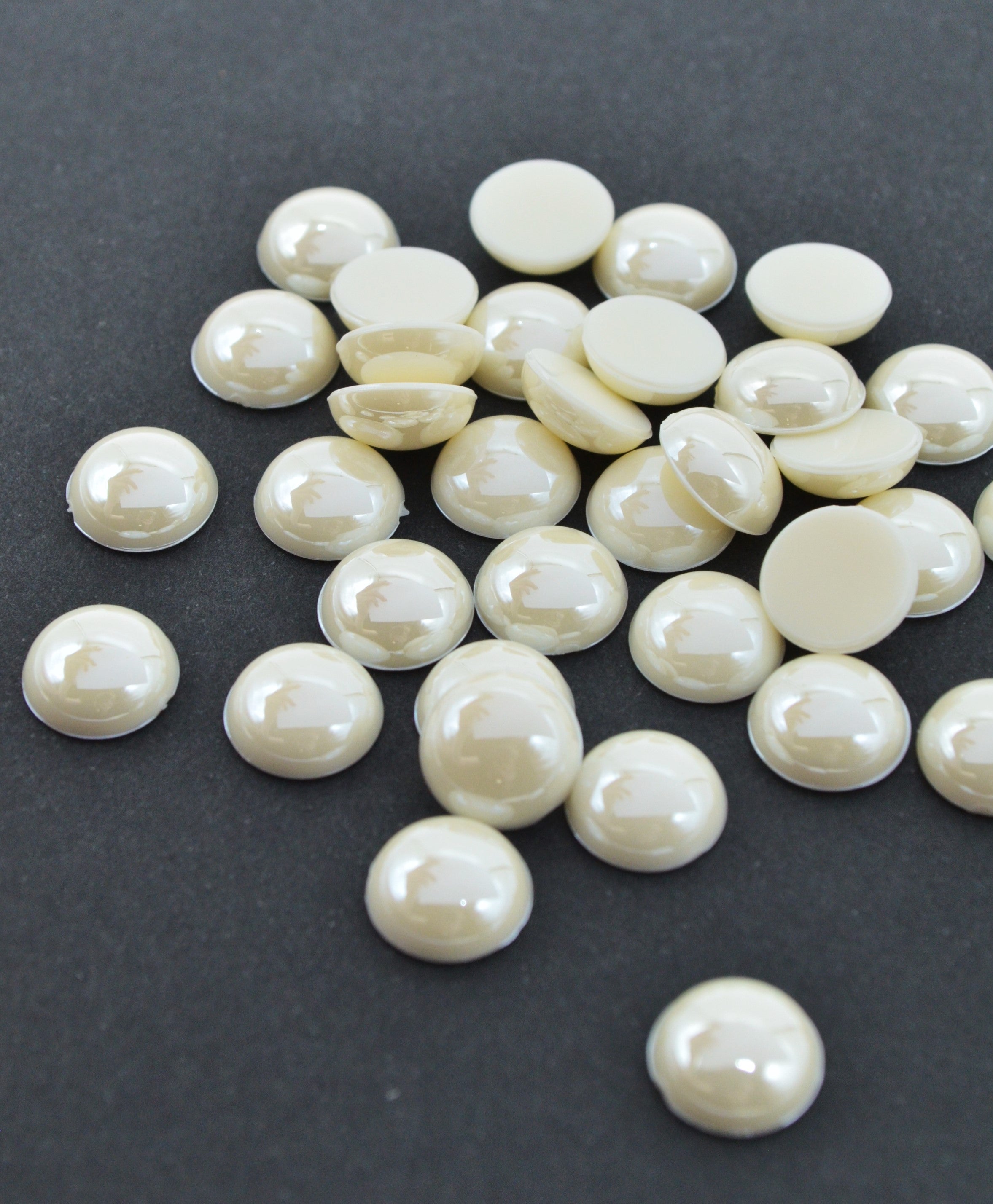 Jumatate Perla Sidefata, 12mm, Ivoire, (12gr/Pachet)