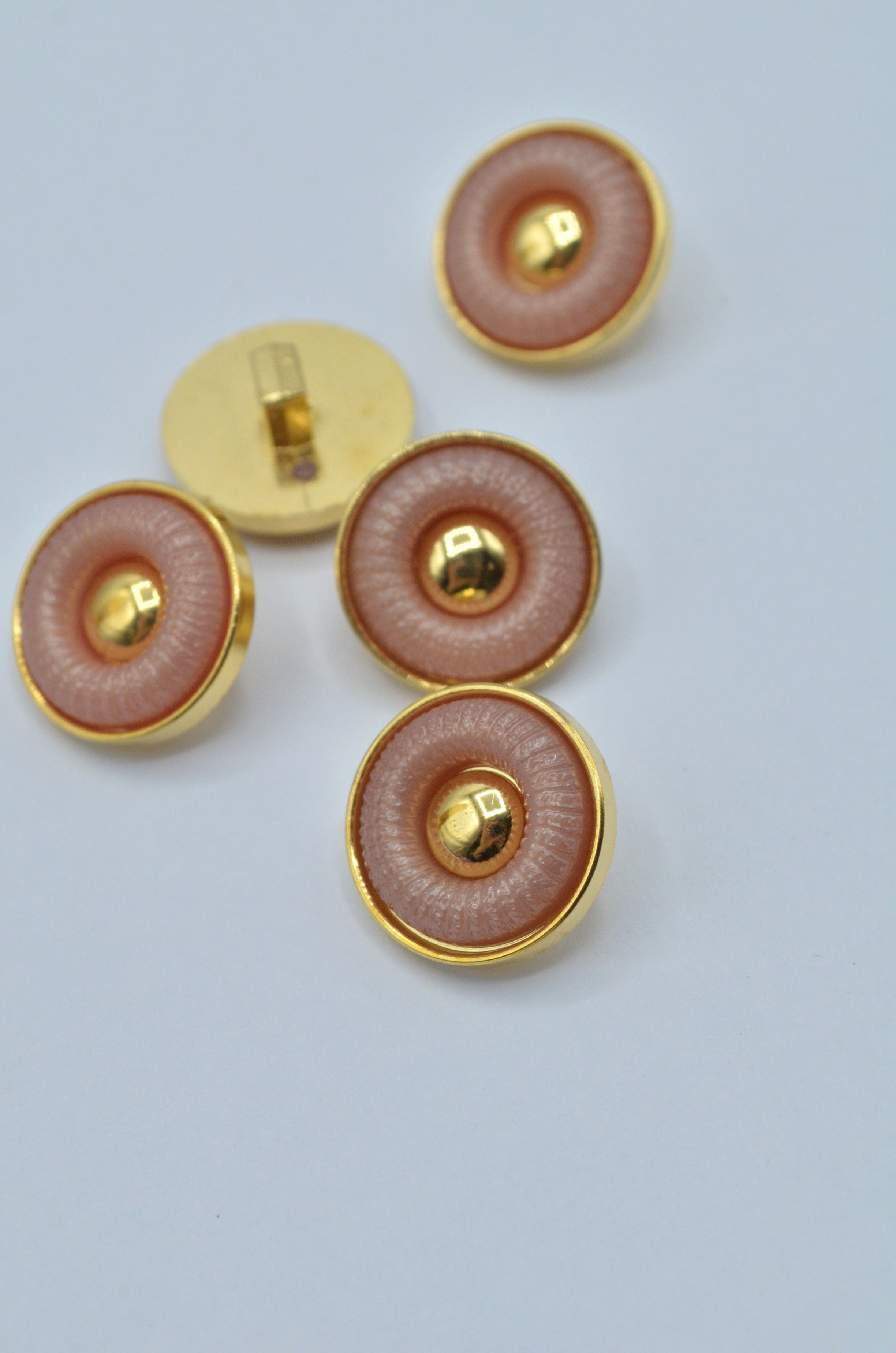 Nasturi De Plastic Roz Cu Auriu 18mm