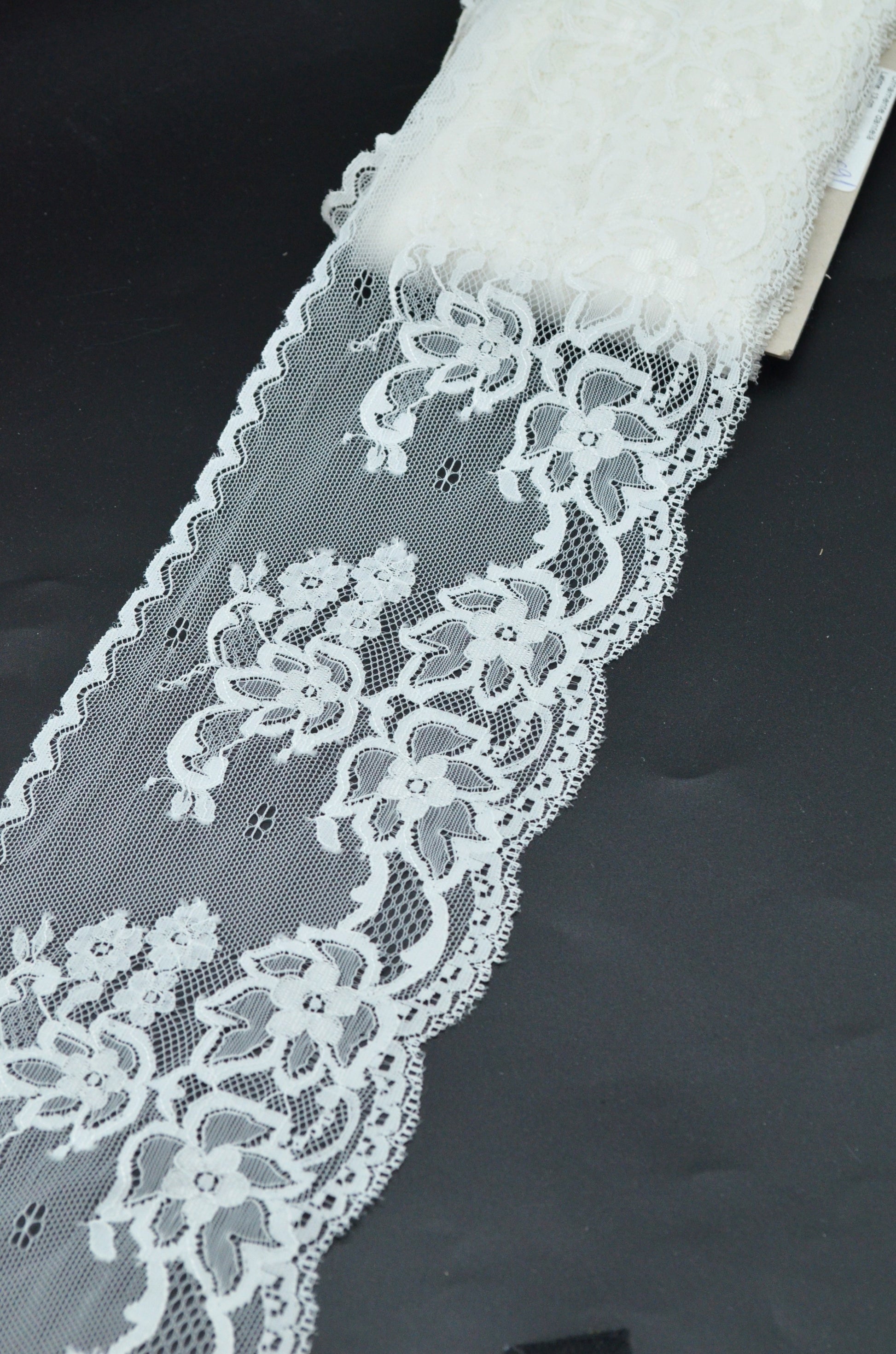 Dantela  12cm, Alb