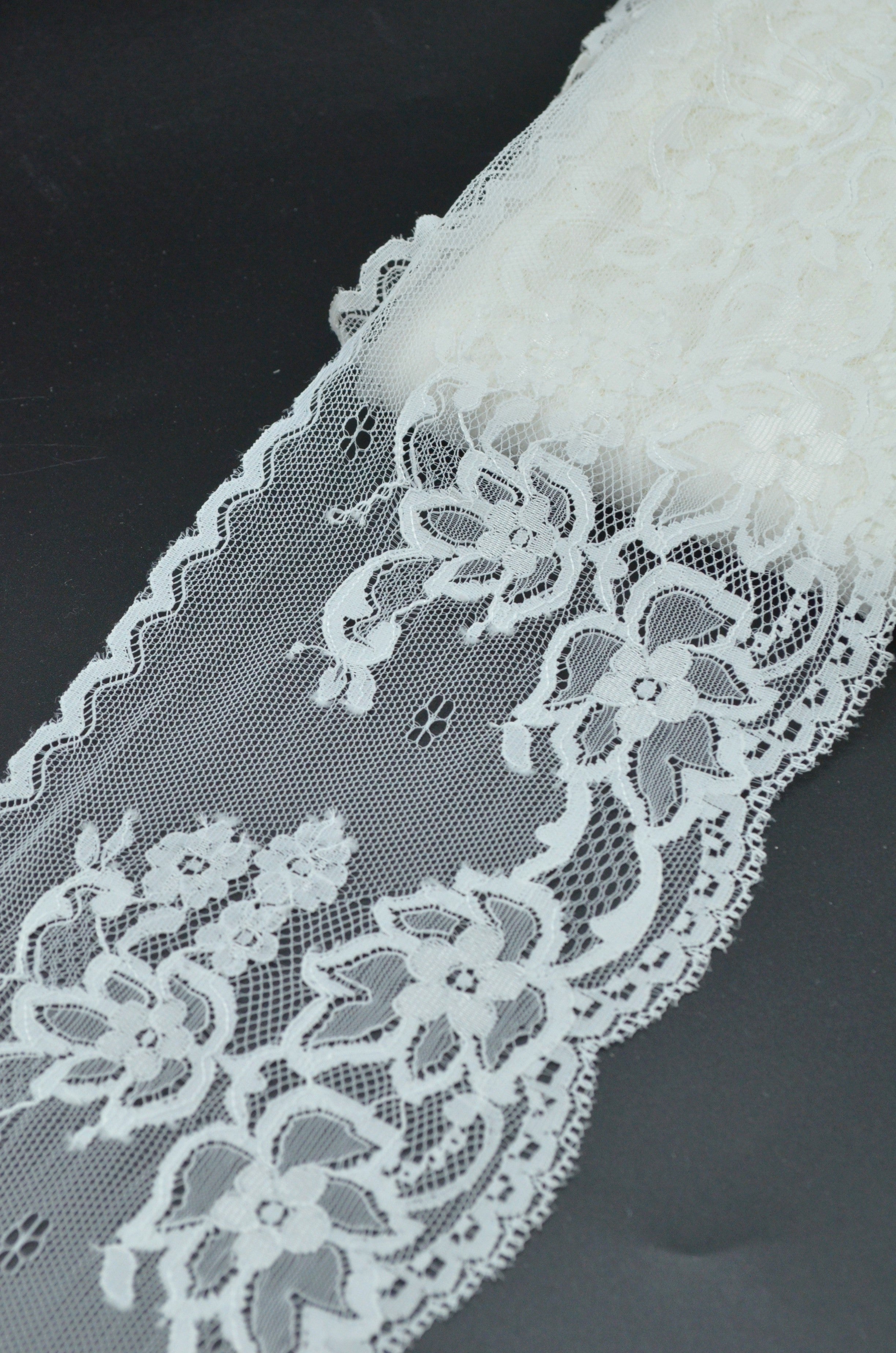 Dantela  12cm, Alb