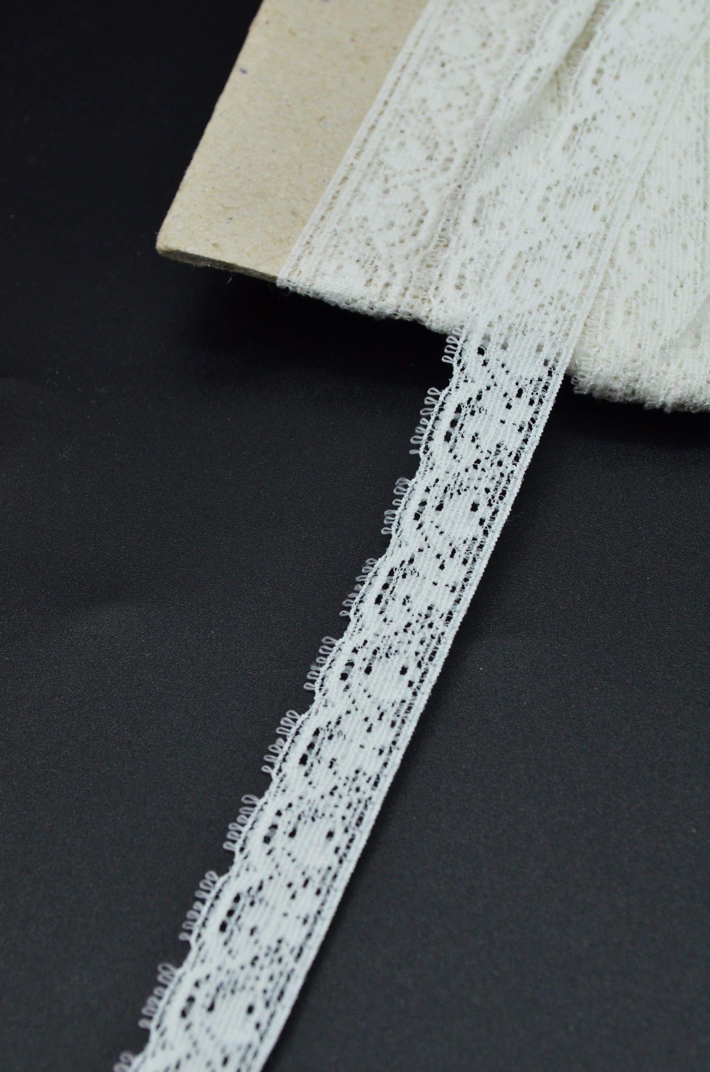 Dantela Elastica 1.50cm, Alb