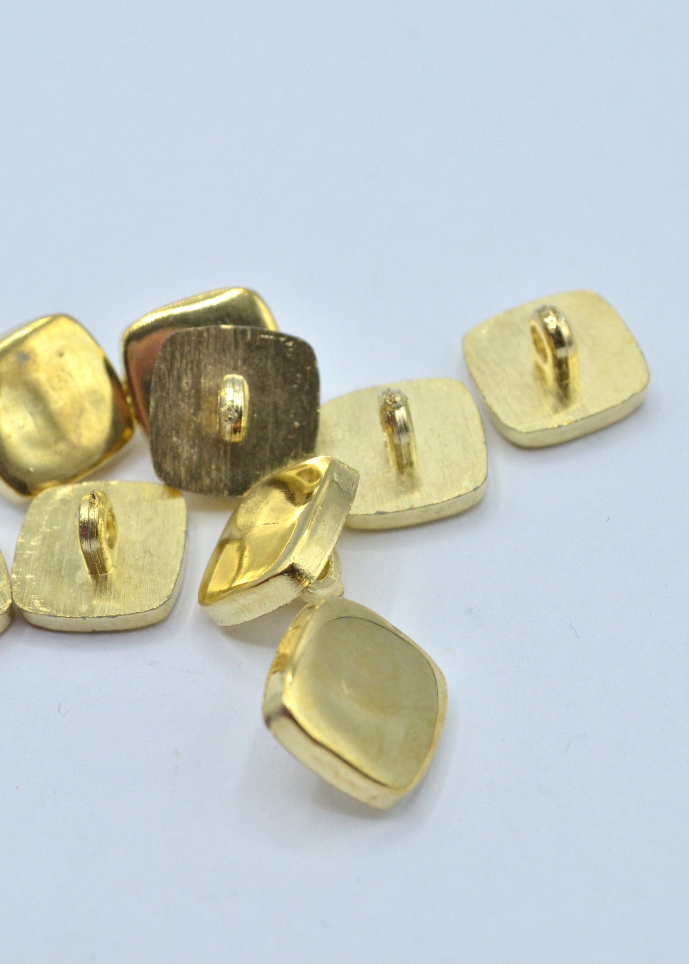Nasturi De Plastic 13mm, Auriu