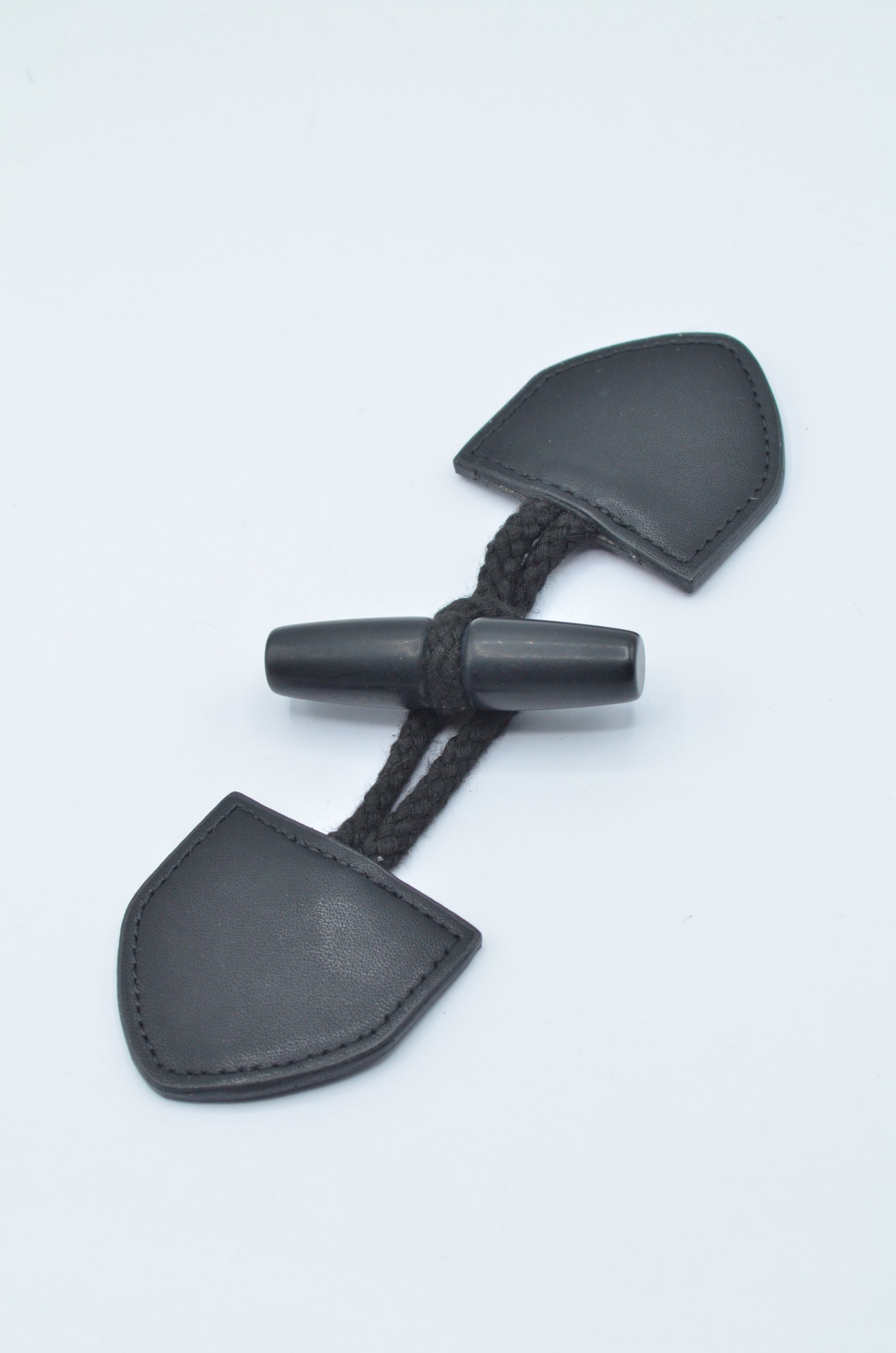 Inchizatoare Tip Brandemburg 5x18cm, Negru