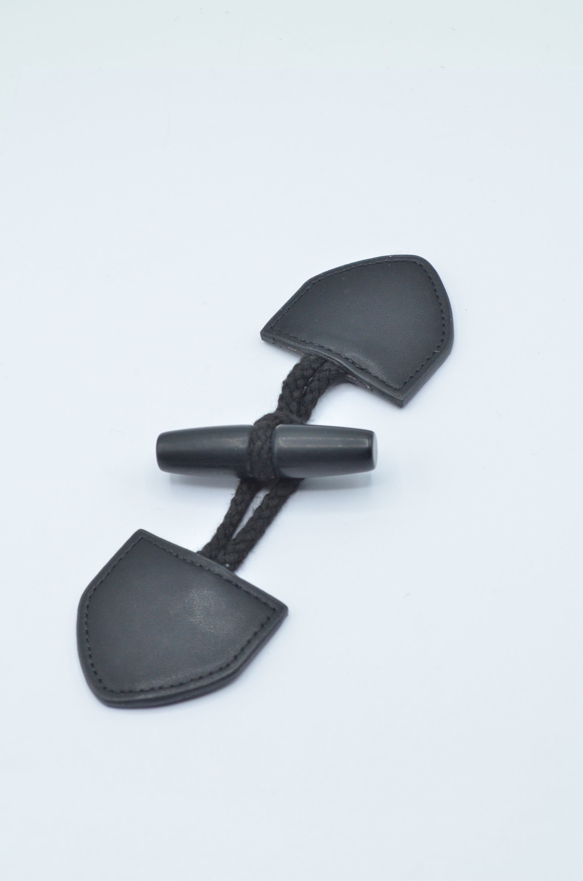 Inchizatoare Tip Brandemburg 5x18cm, Negru