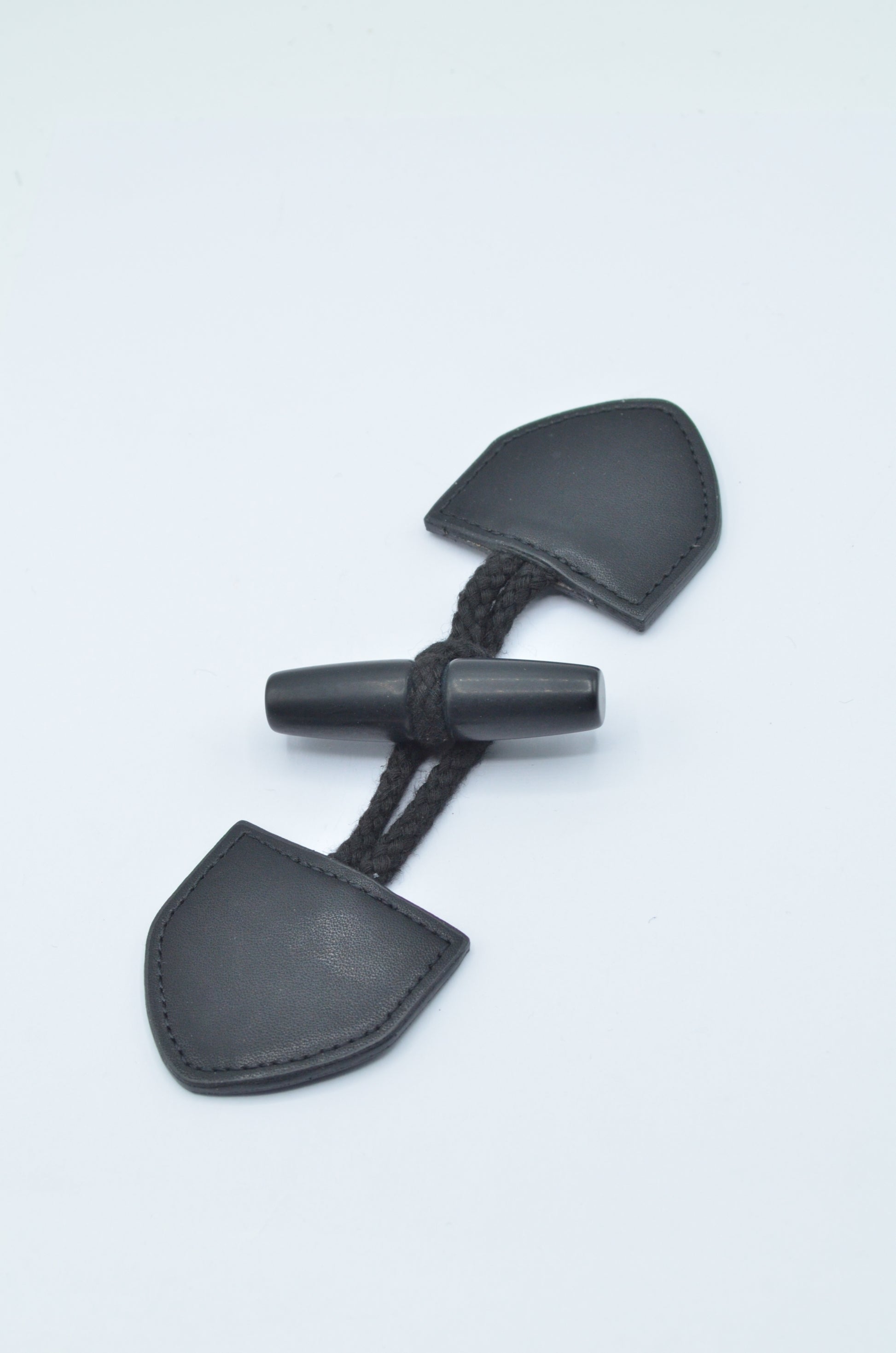 Inchizatoare Tip Brandemburg 5x18cm, Negru