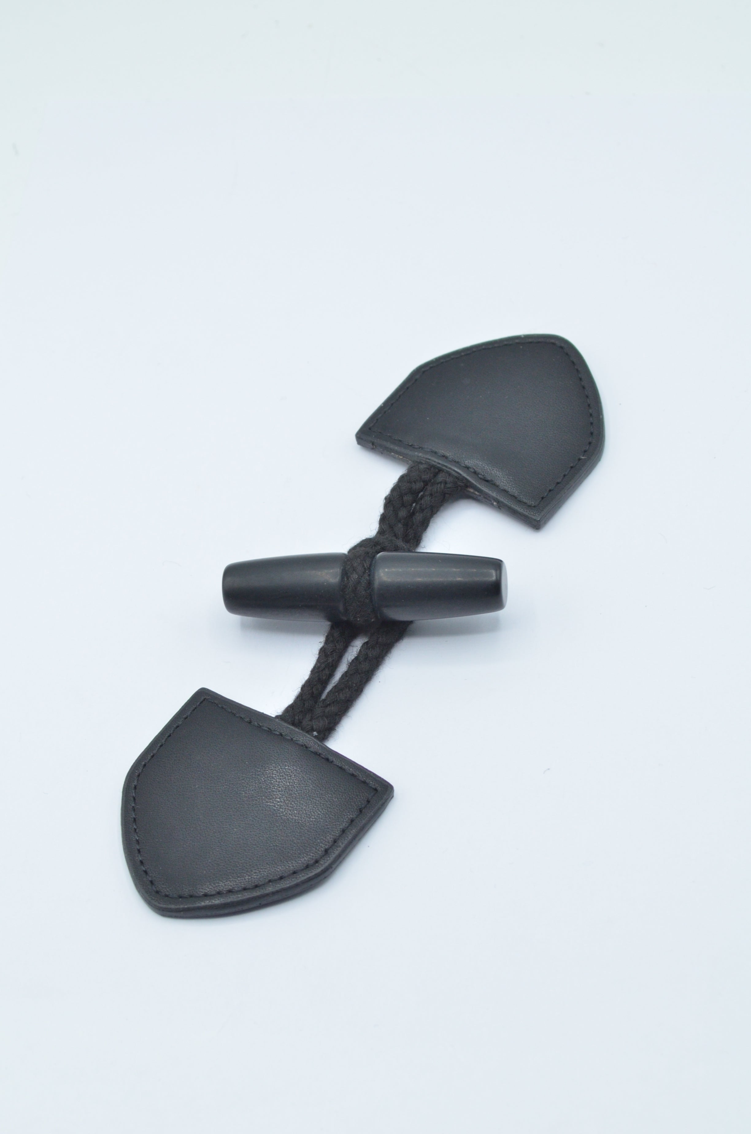 Inchizatoare Tip Brandemburg 5x18cm, Negru