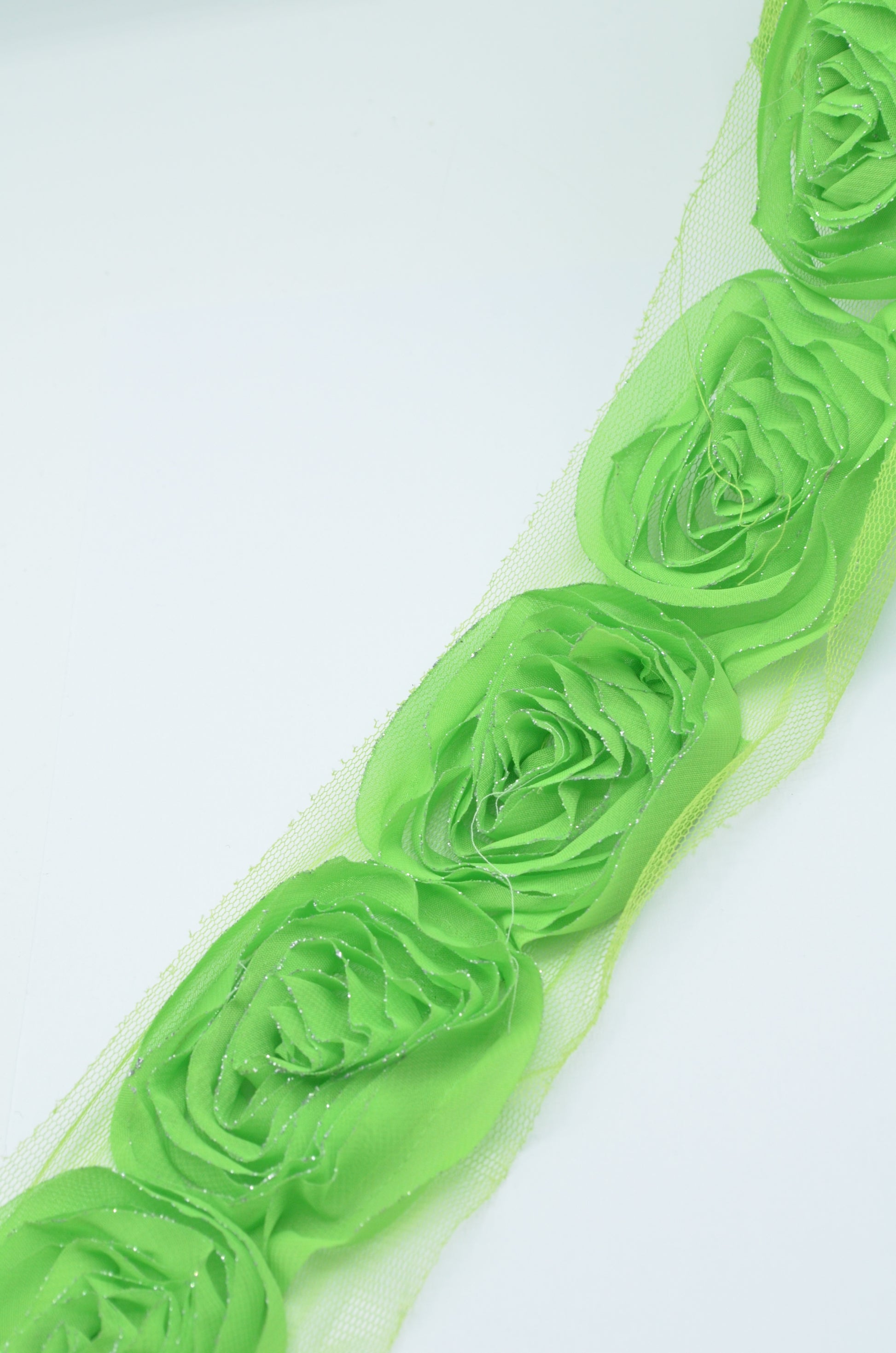 Pasmanterie Flori 8cm, Verde Cu Sclipici Argintiu
