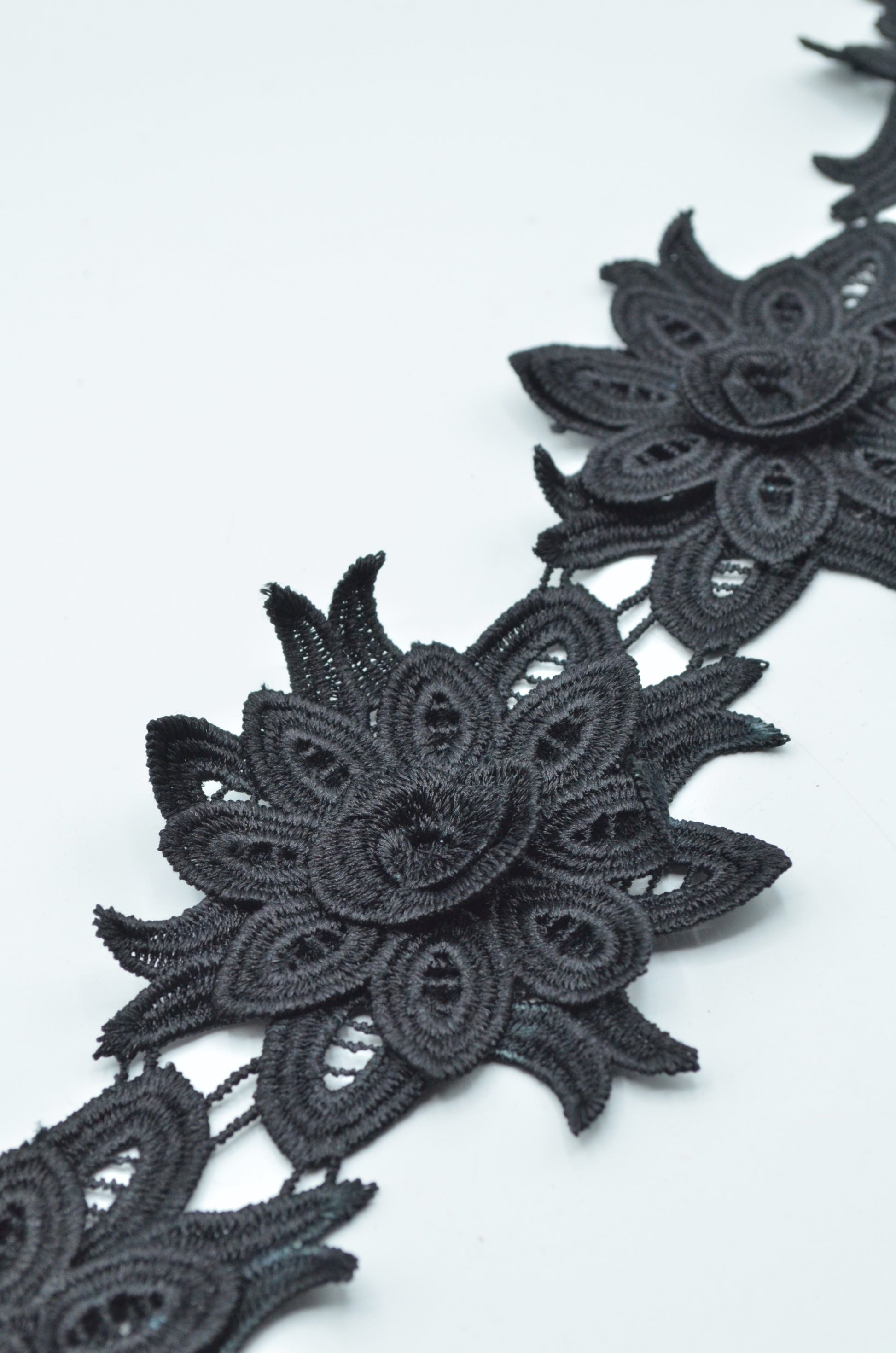 Pasmanterie Flori 10cm, Negru