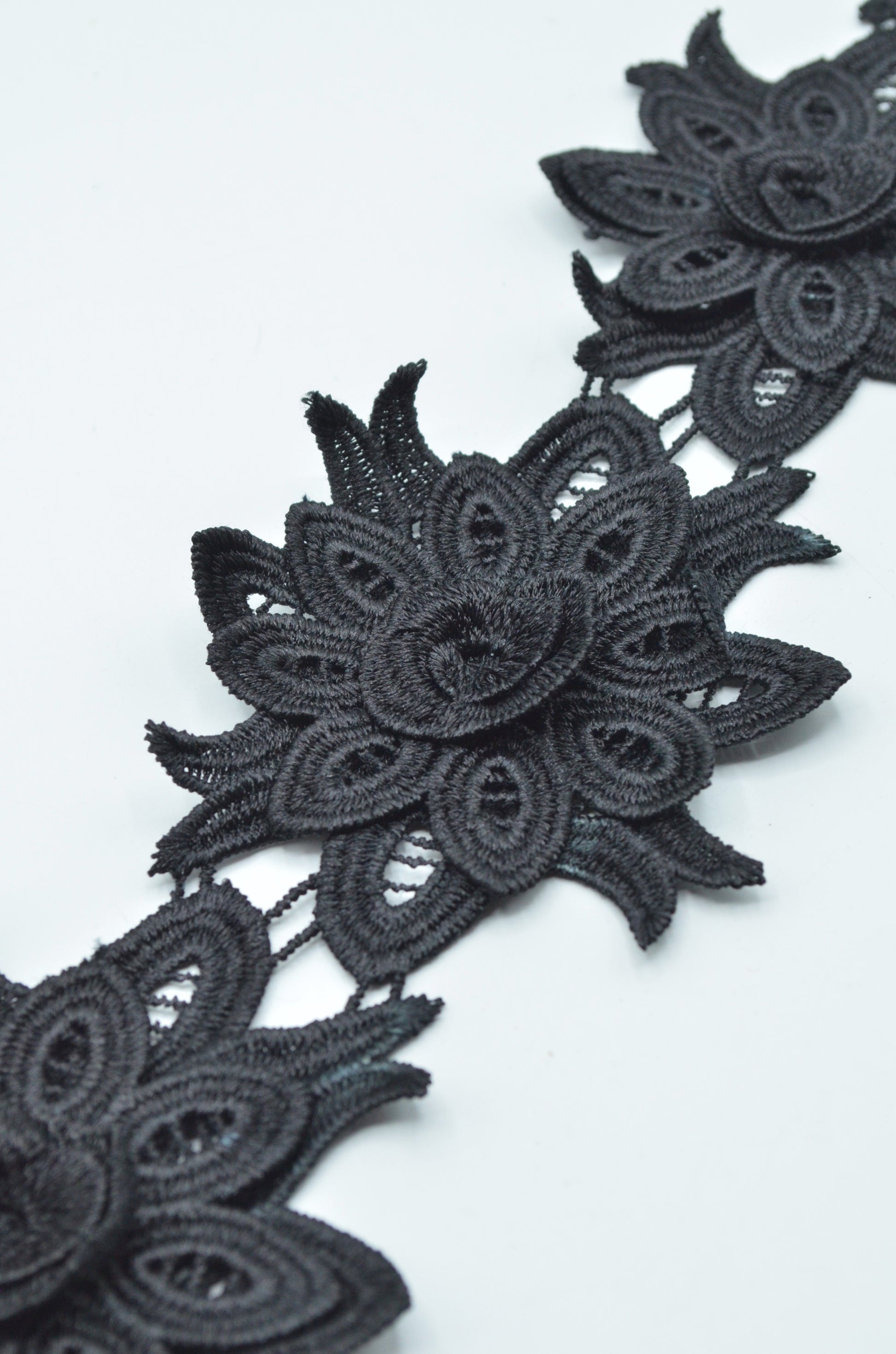 Pasmanterie Flori 10cm, Negru