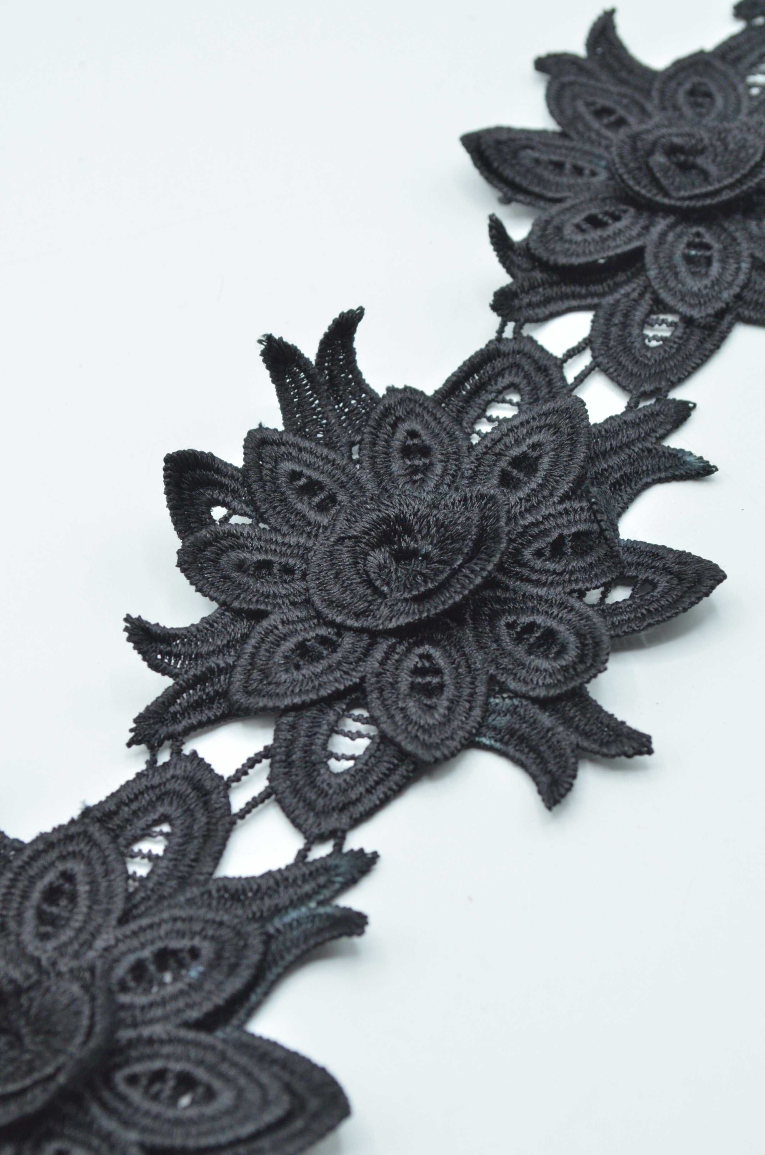 Pasmanterie Flori 10cm, Negru