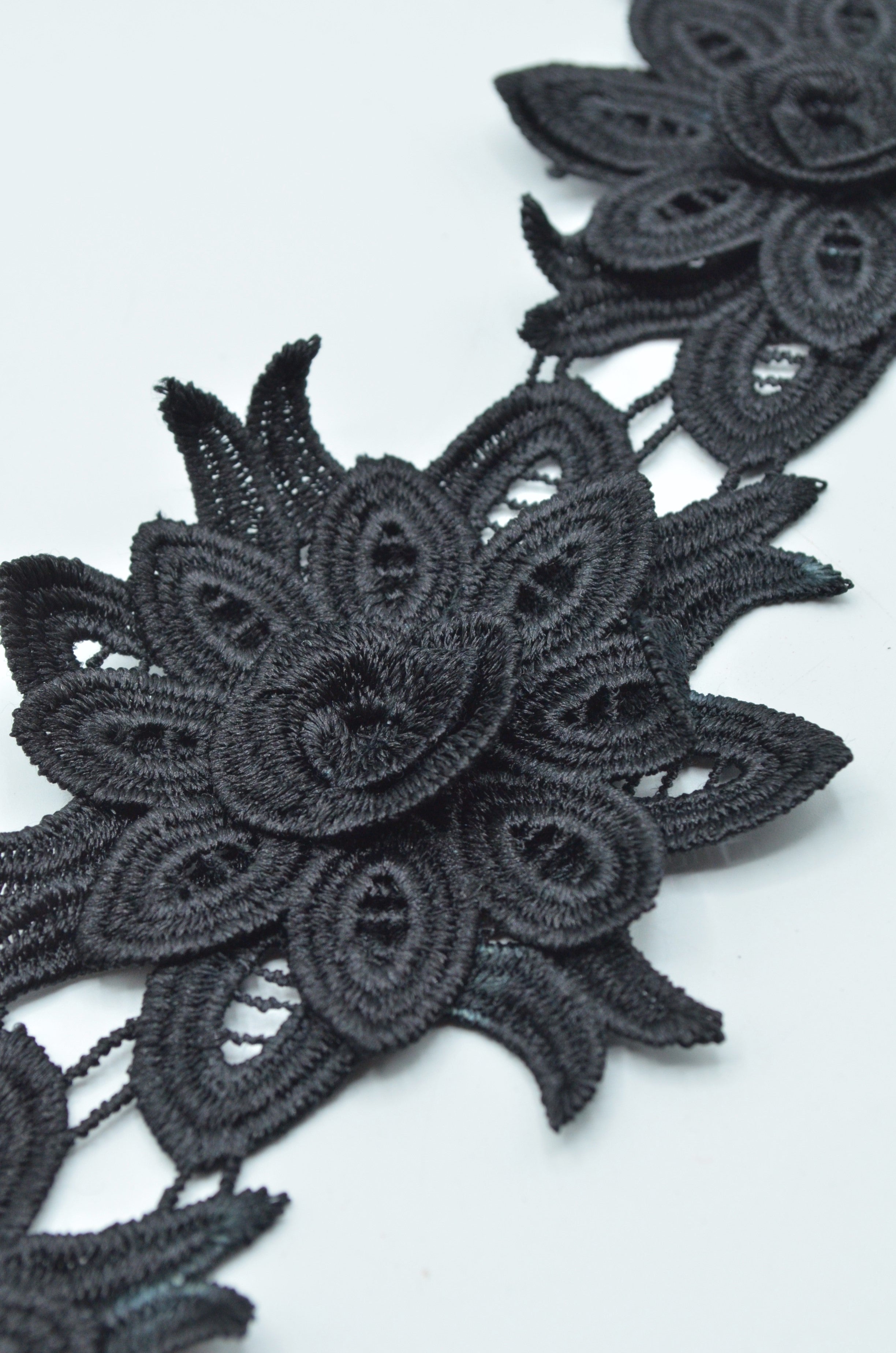 Pasmanterie Flori 10cm, Negru