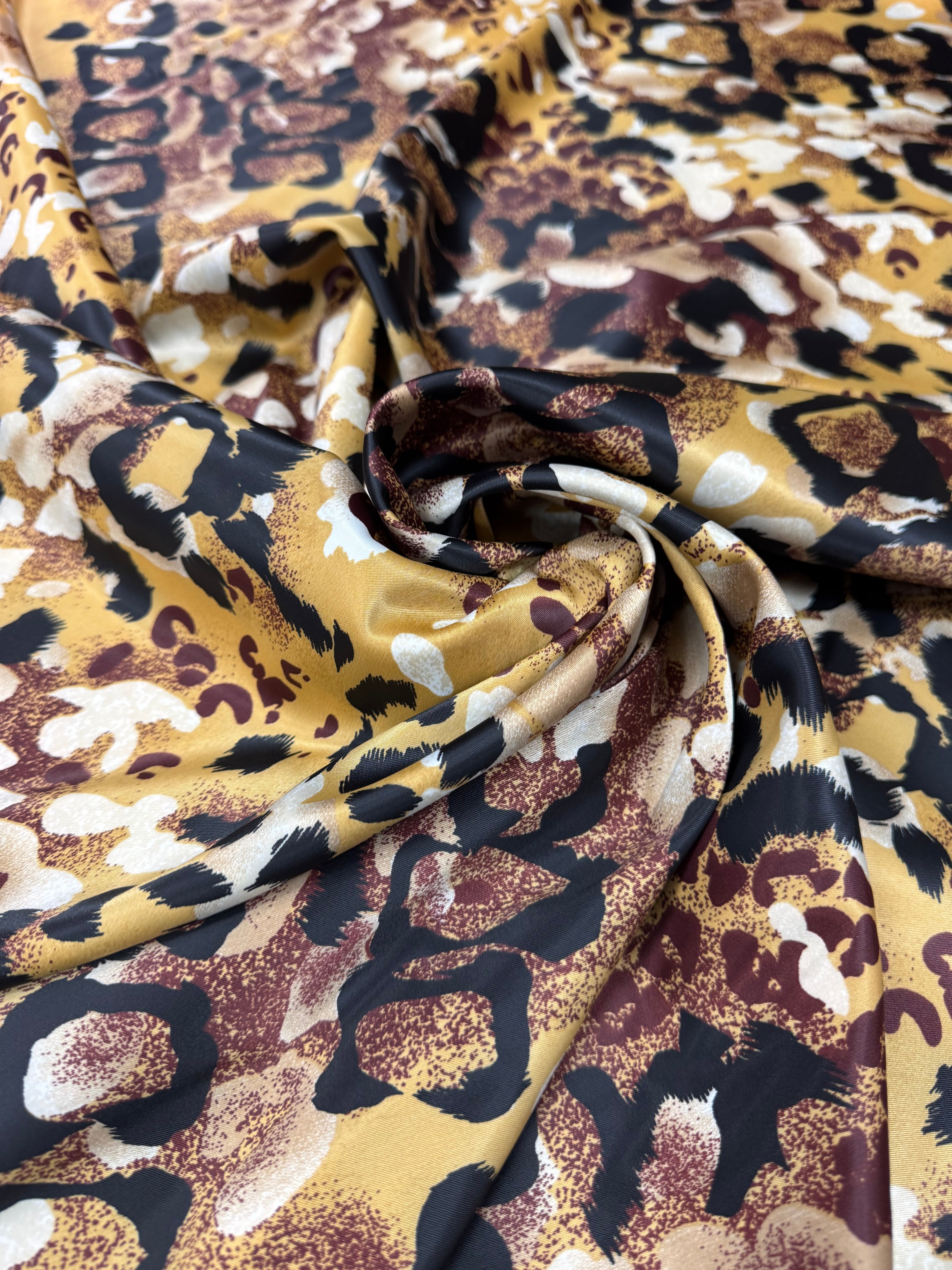 Matase Imprimata Animal Print