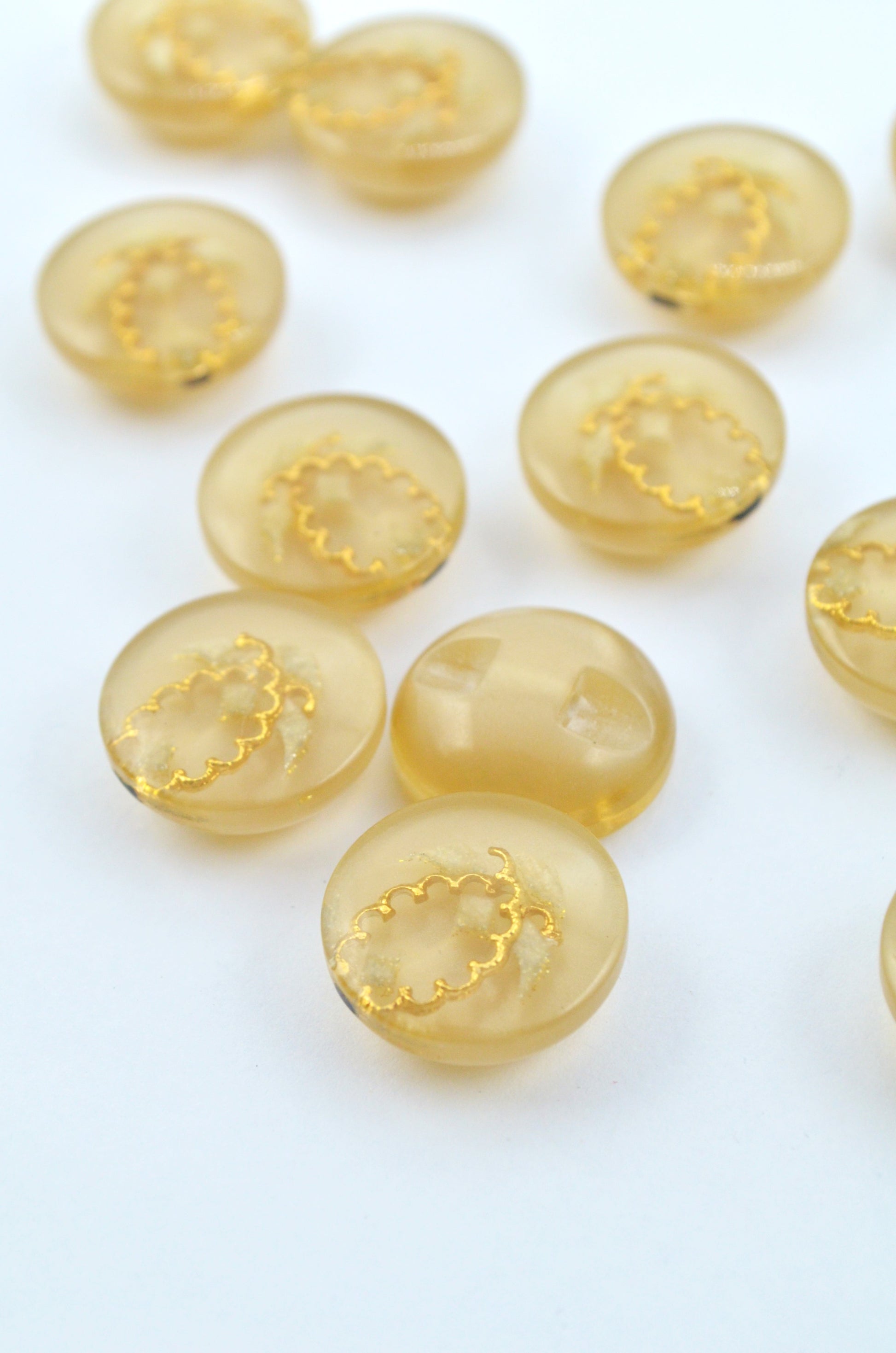 Nasturi De Plastic 18mm, Bej